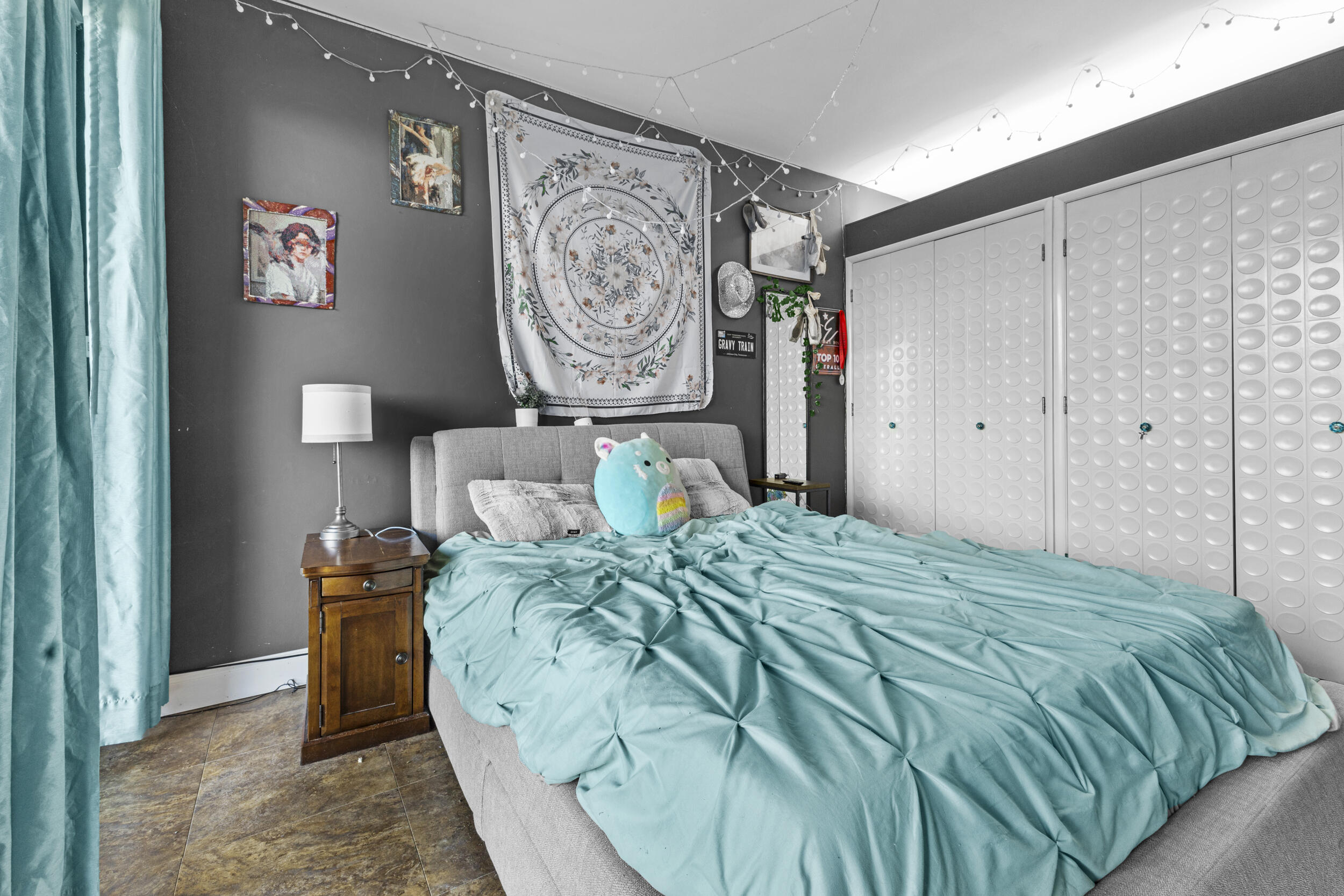 1629 Christmas Drive