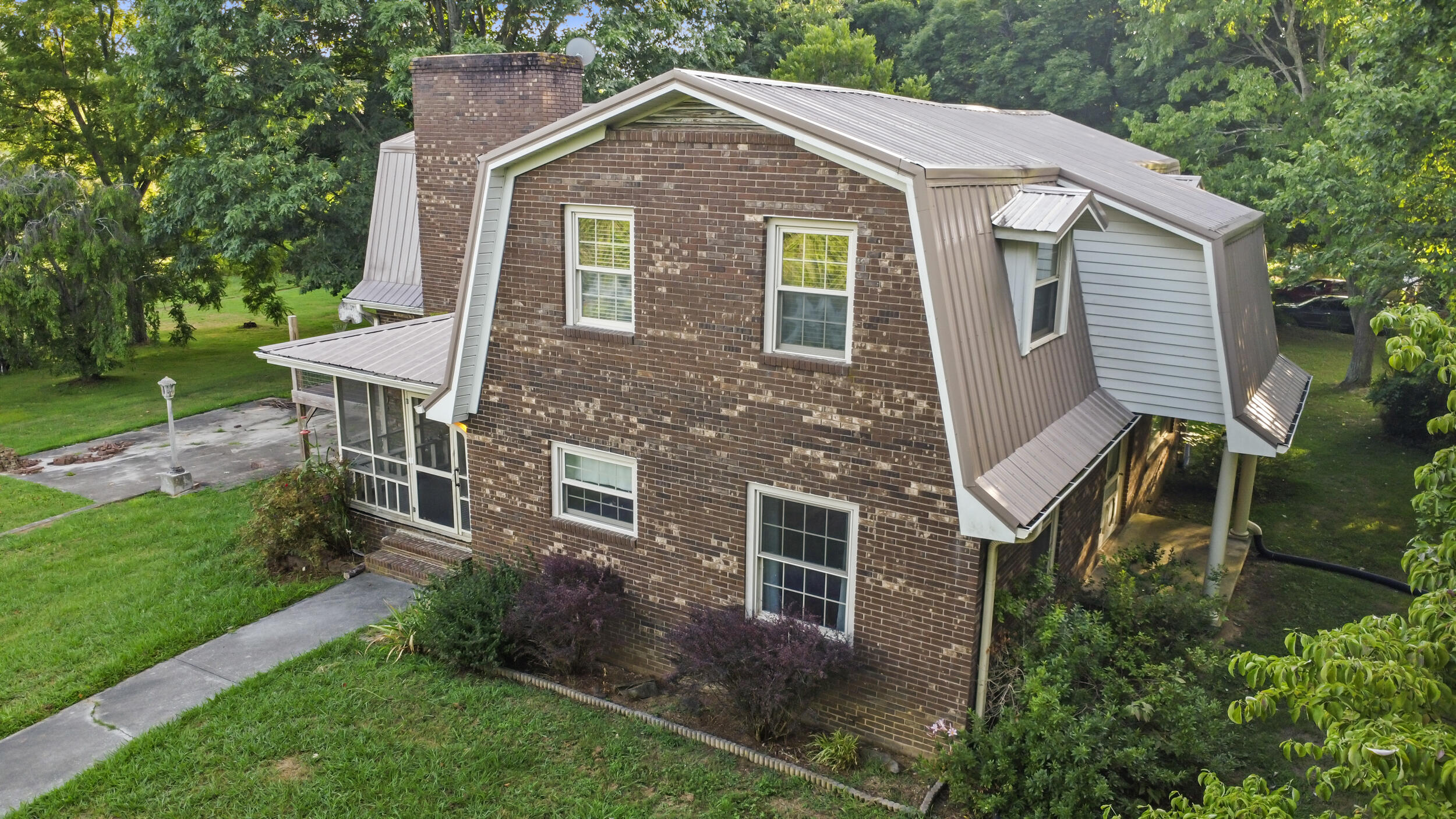 2245 Roe Junction Road