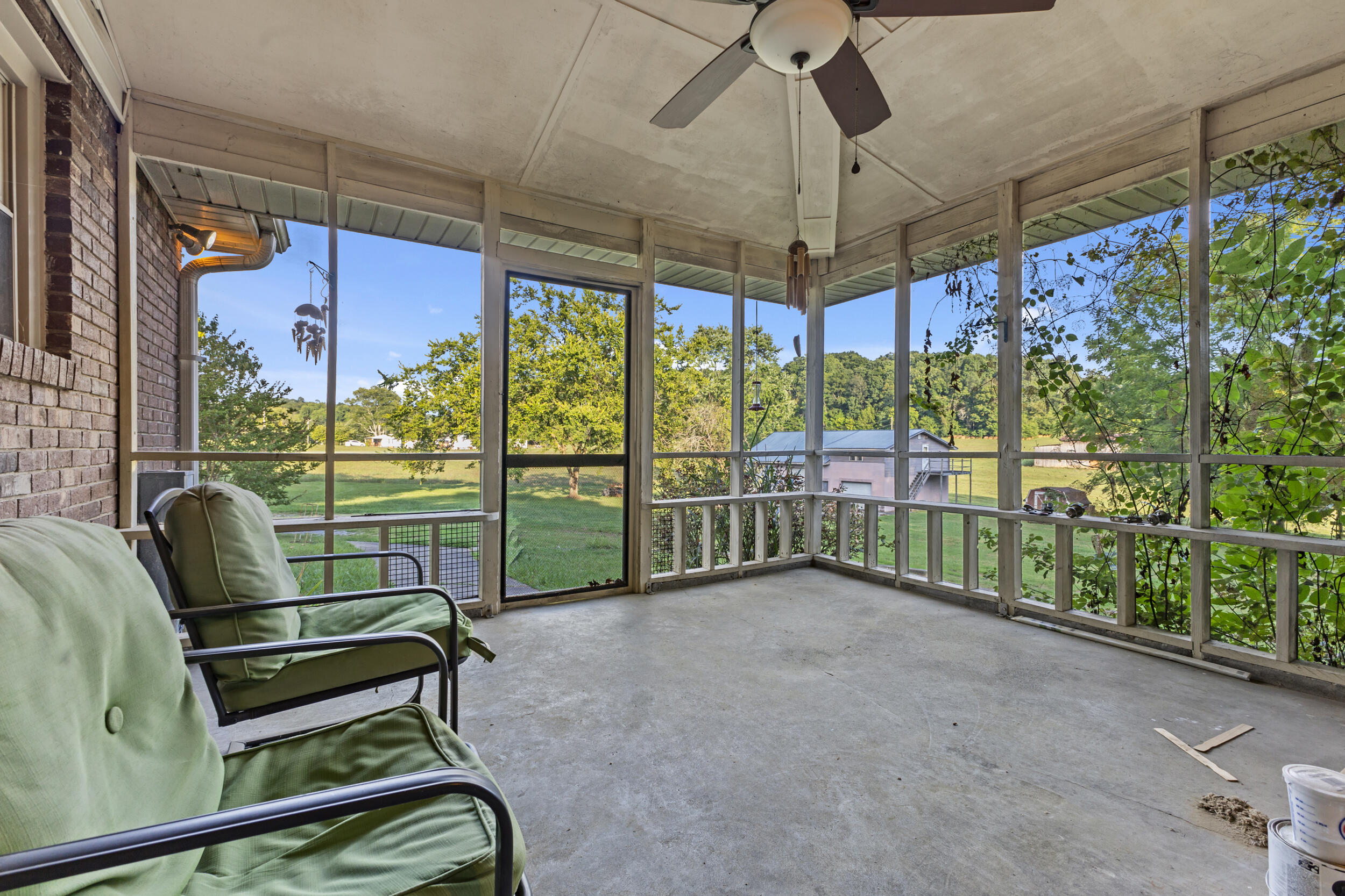 2245 Roe Junction Road