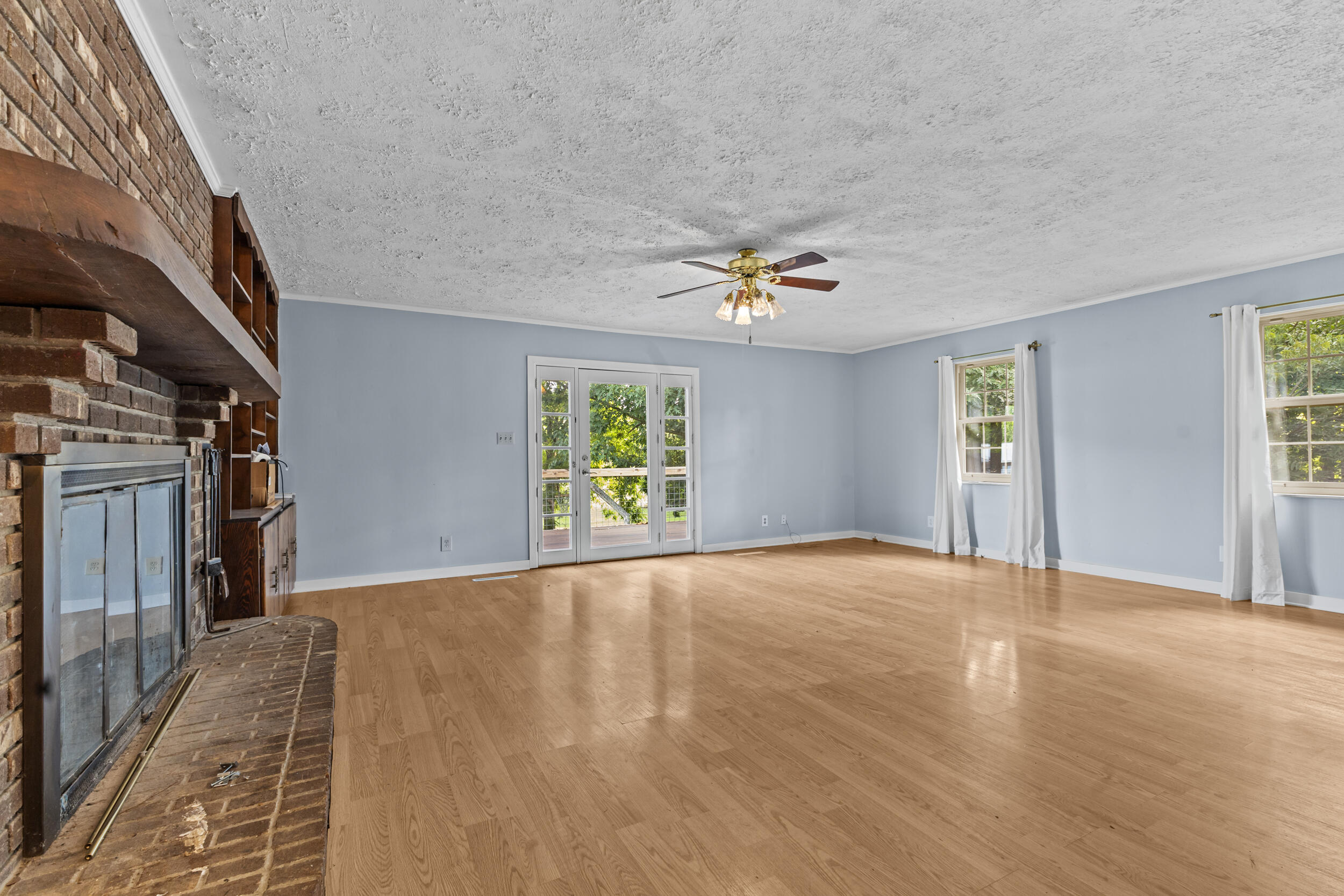 2245 Roe Junction Road