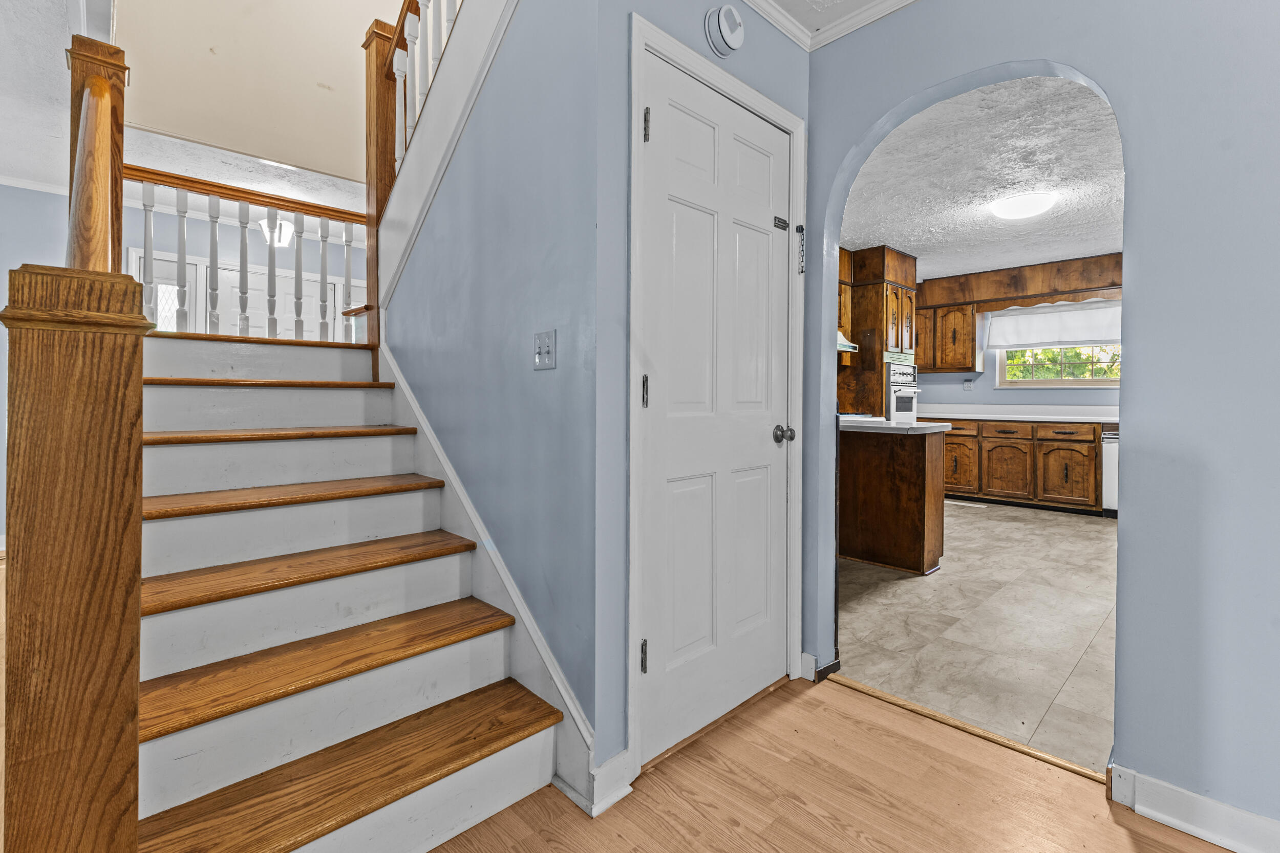 2245 Roe Junction Road