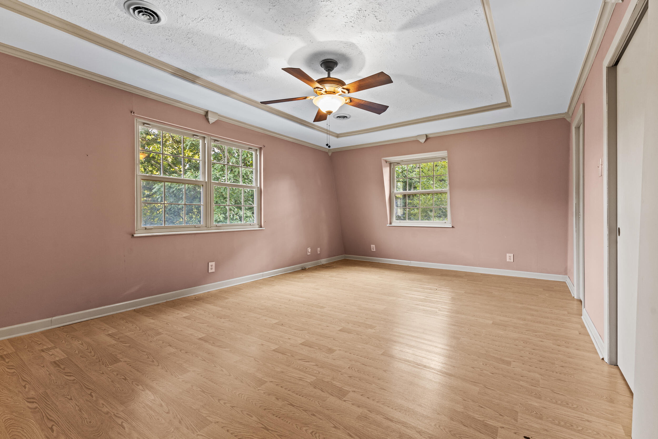 2245 Roe Junction Road