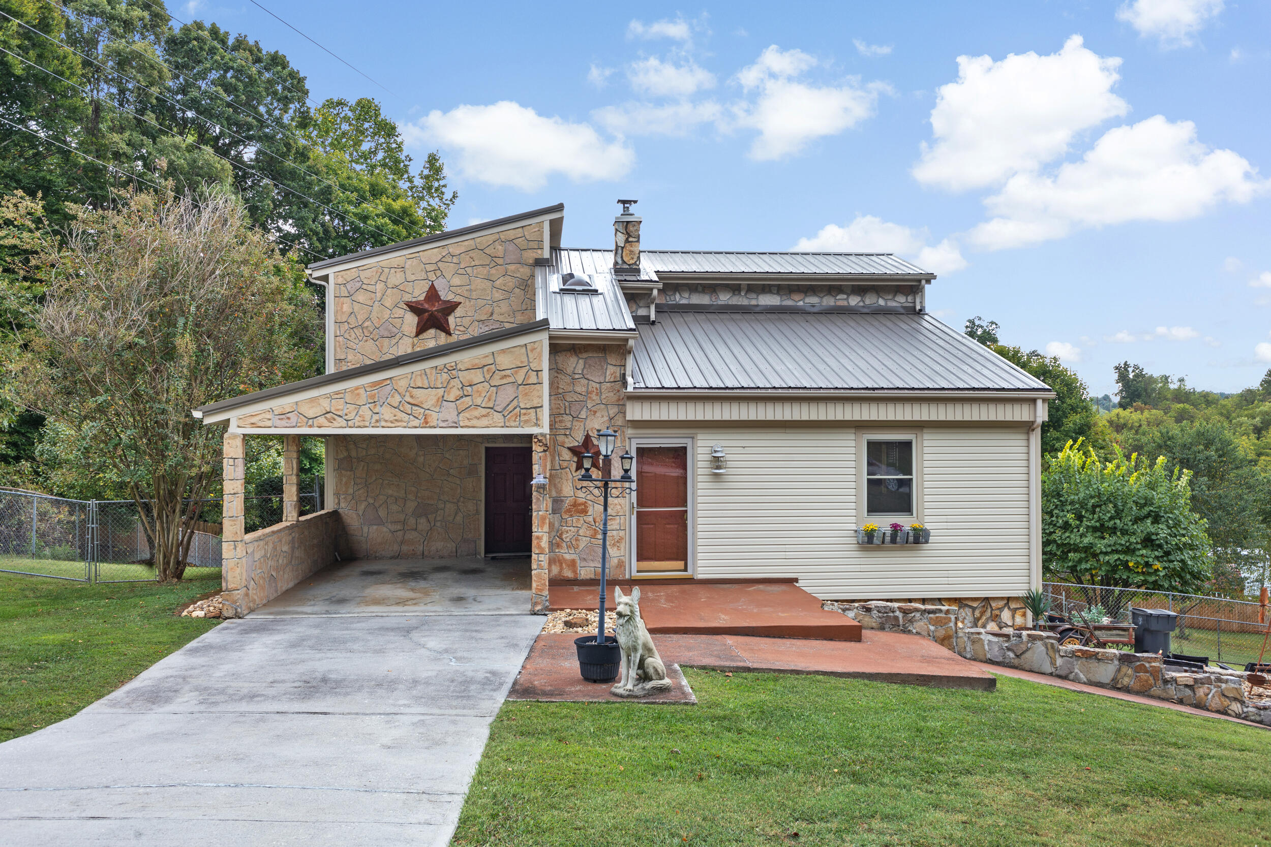 555 Pinewood Circle