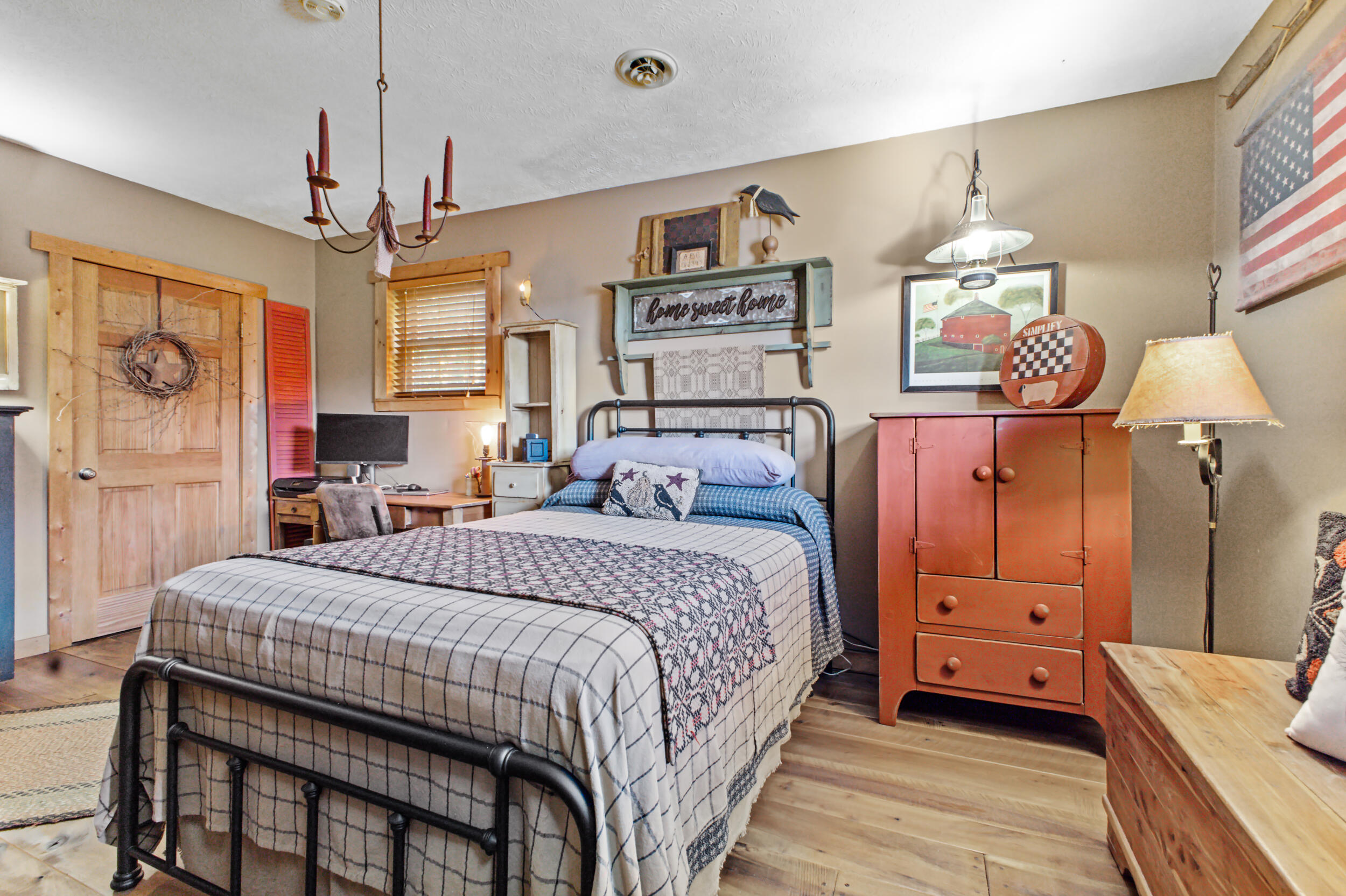 555 Pinewood Circle