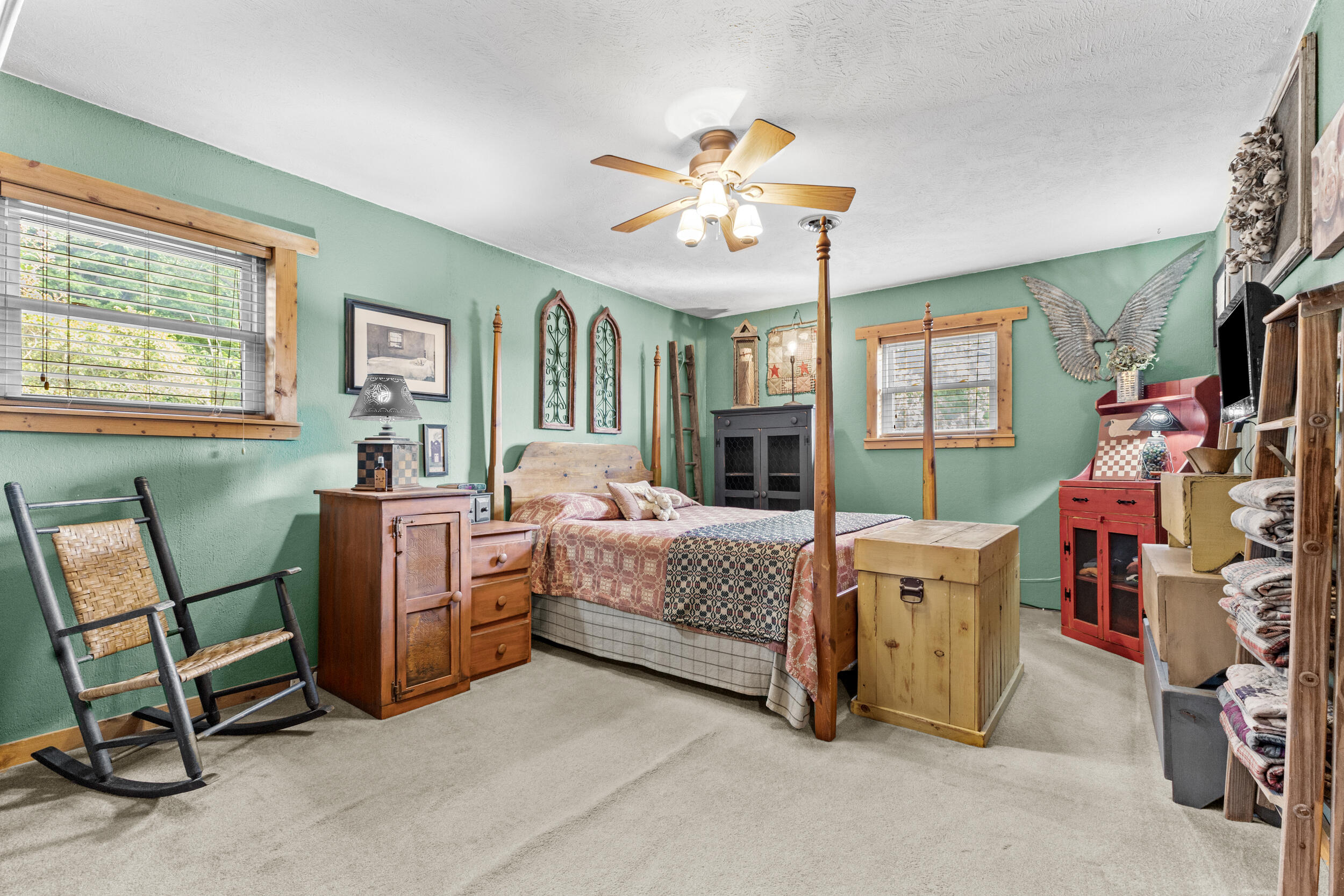 555 Pinewood Circle