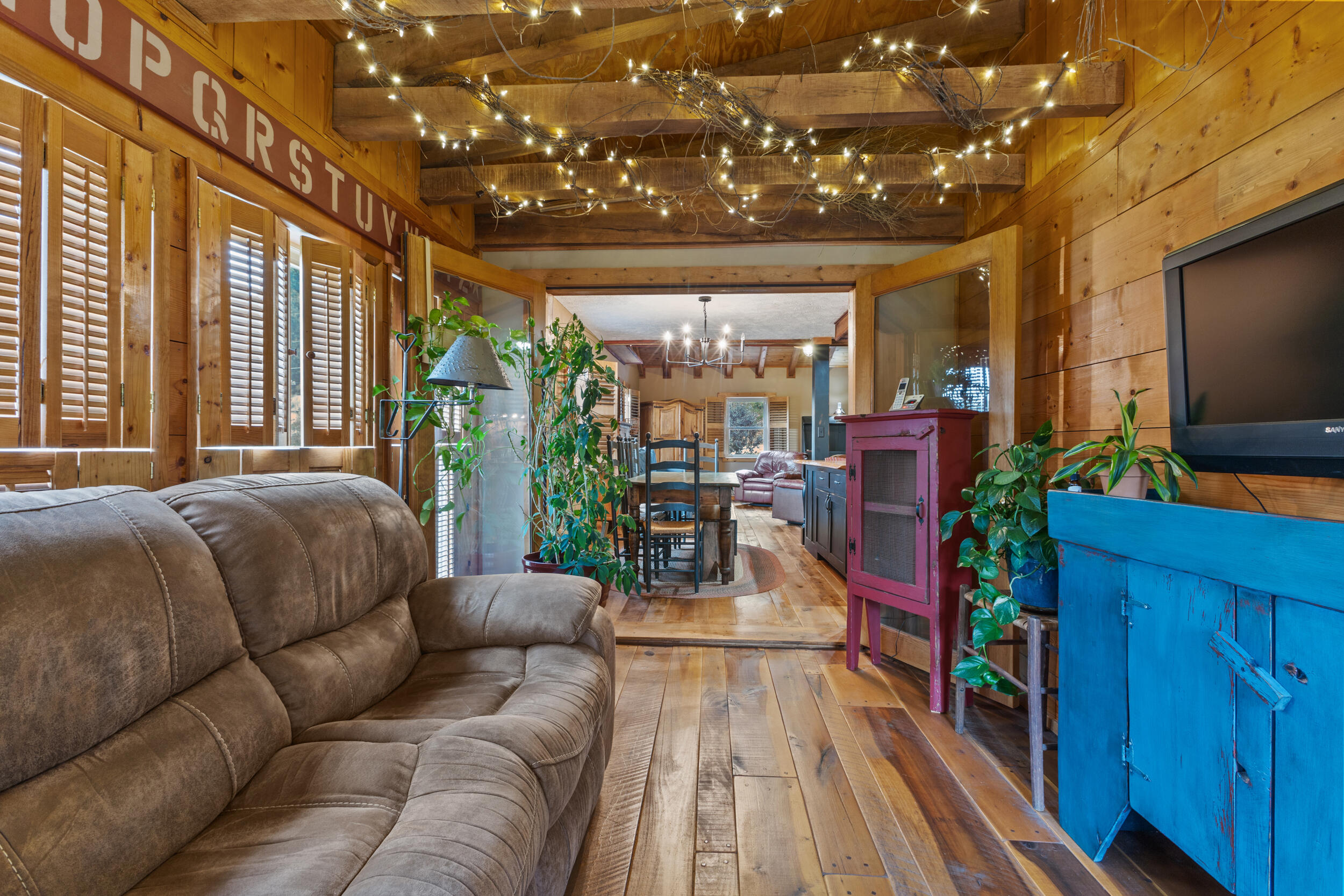 555 Pinewood Circle