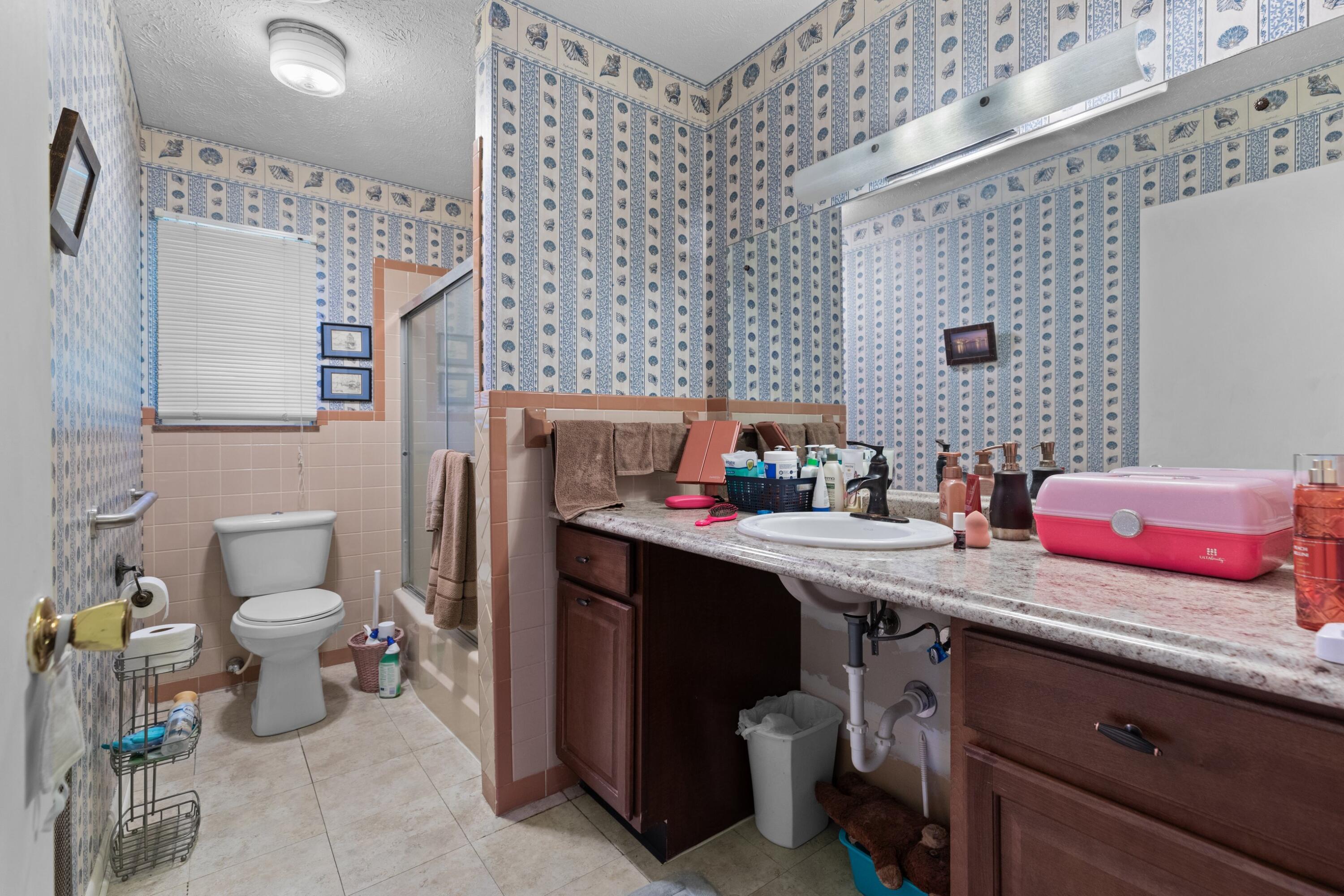 405 Blue Grass Dr Drive