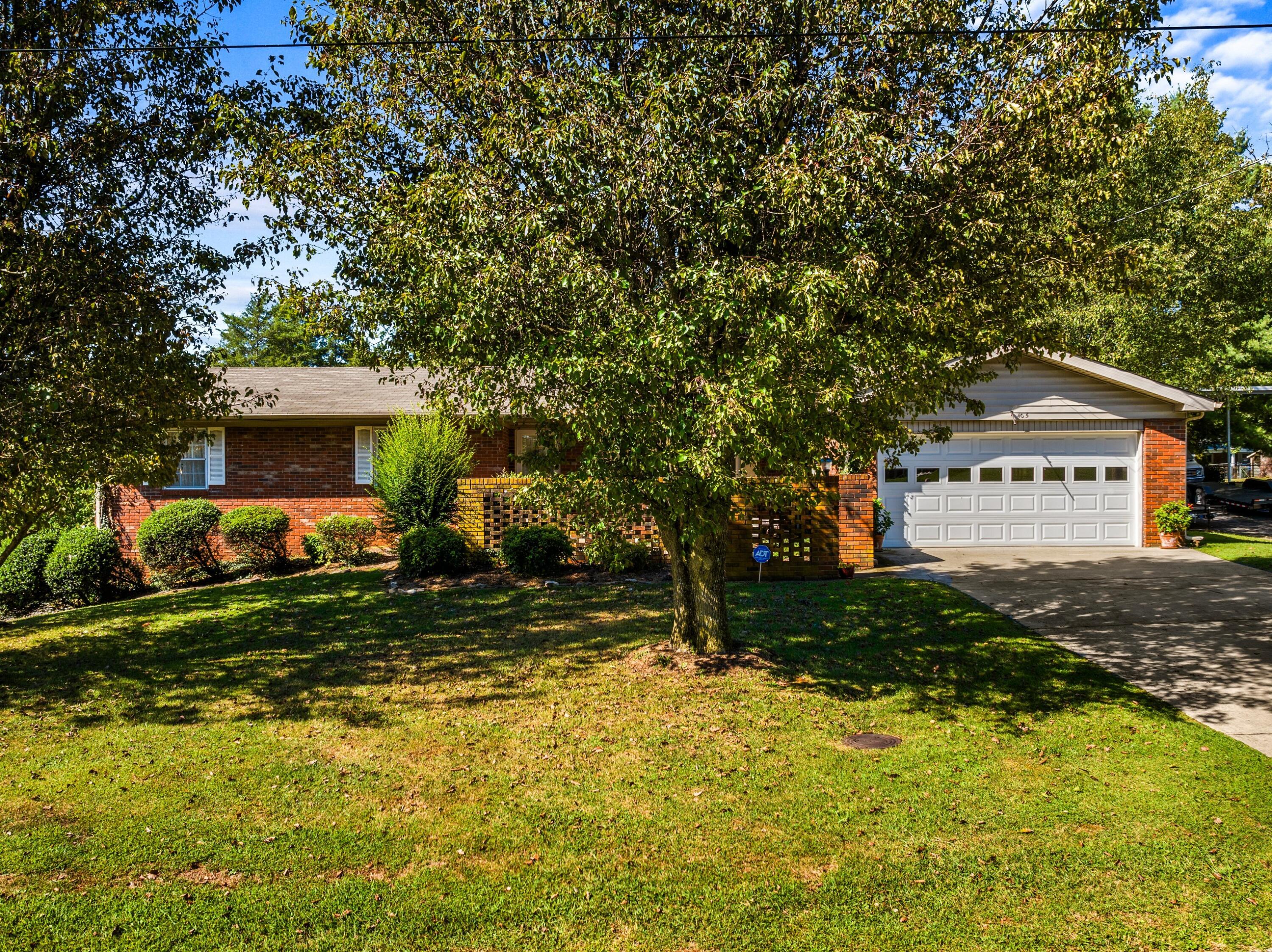 405 Blue Grass Dr Drive
