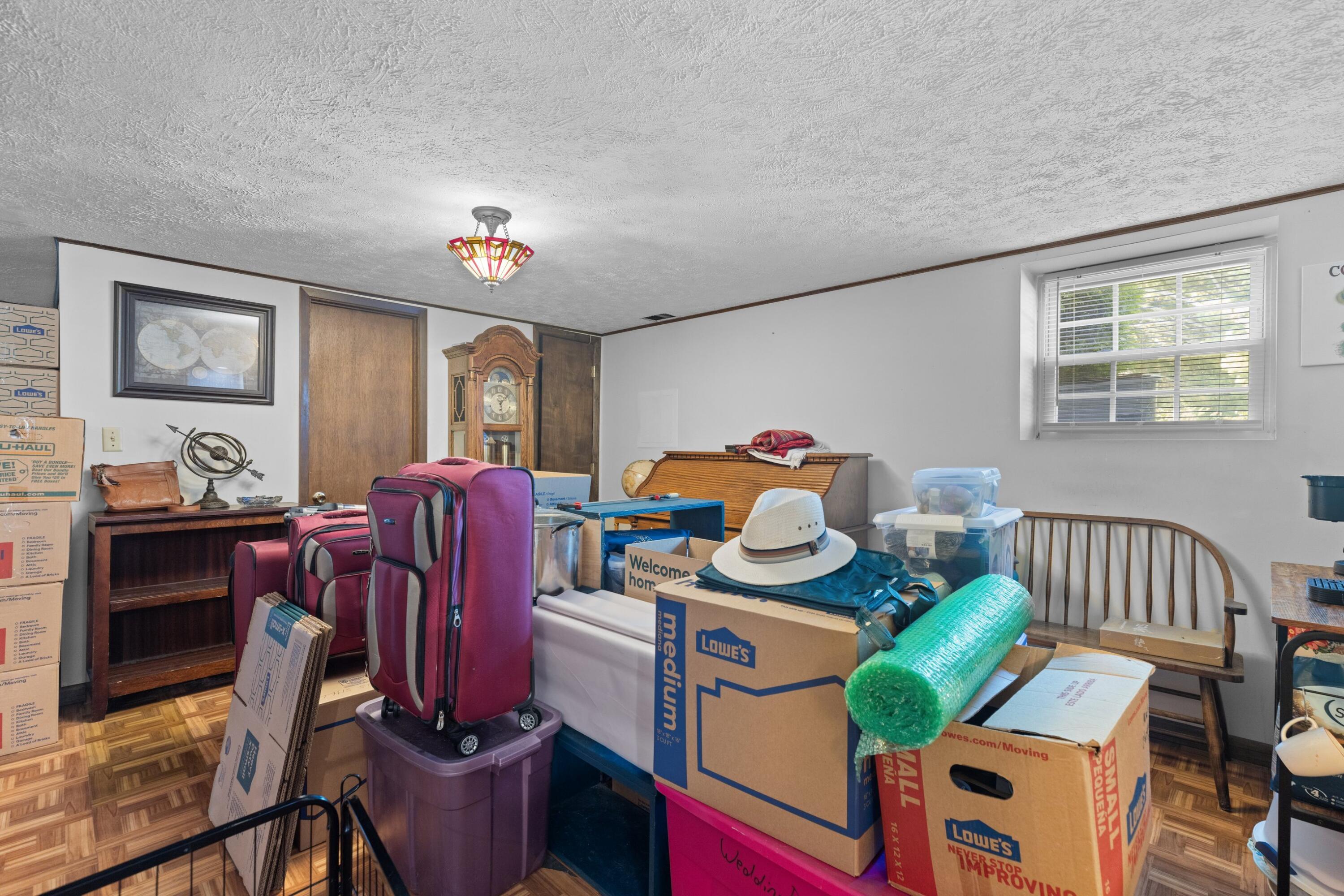 405 Blue Grass Dr Drive