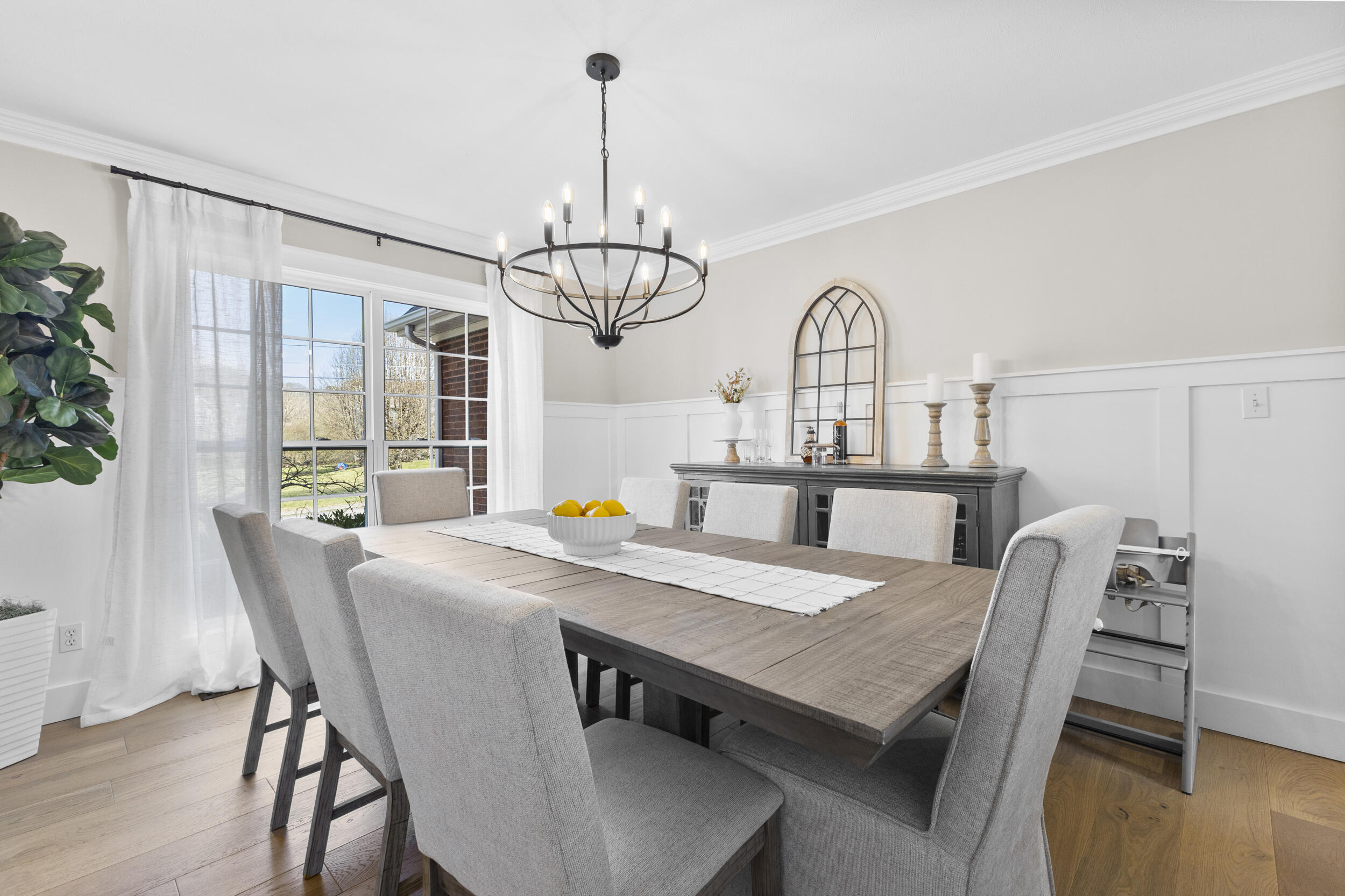 1013 Hickory View Drive