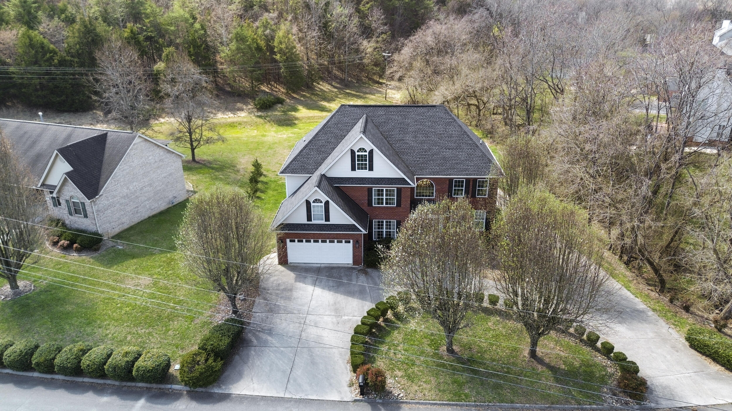 1013 Hickory View Drive