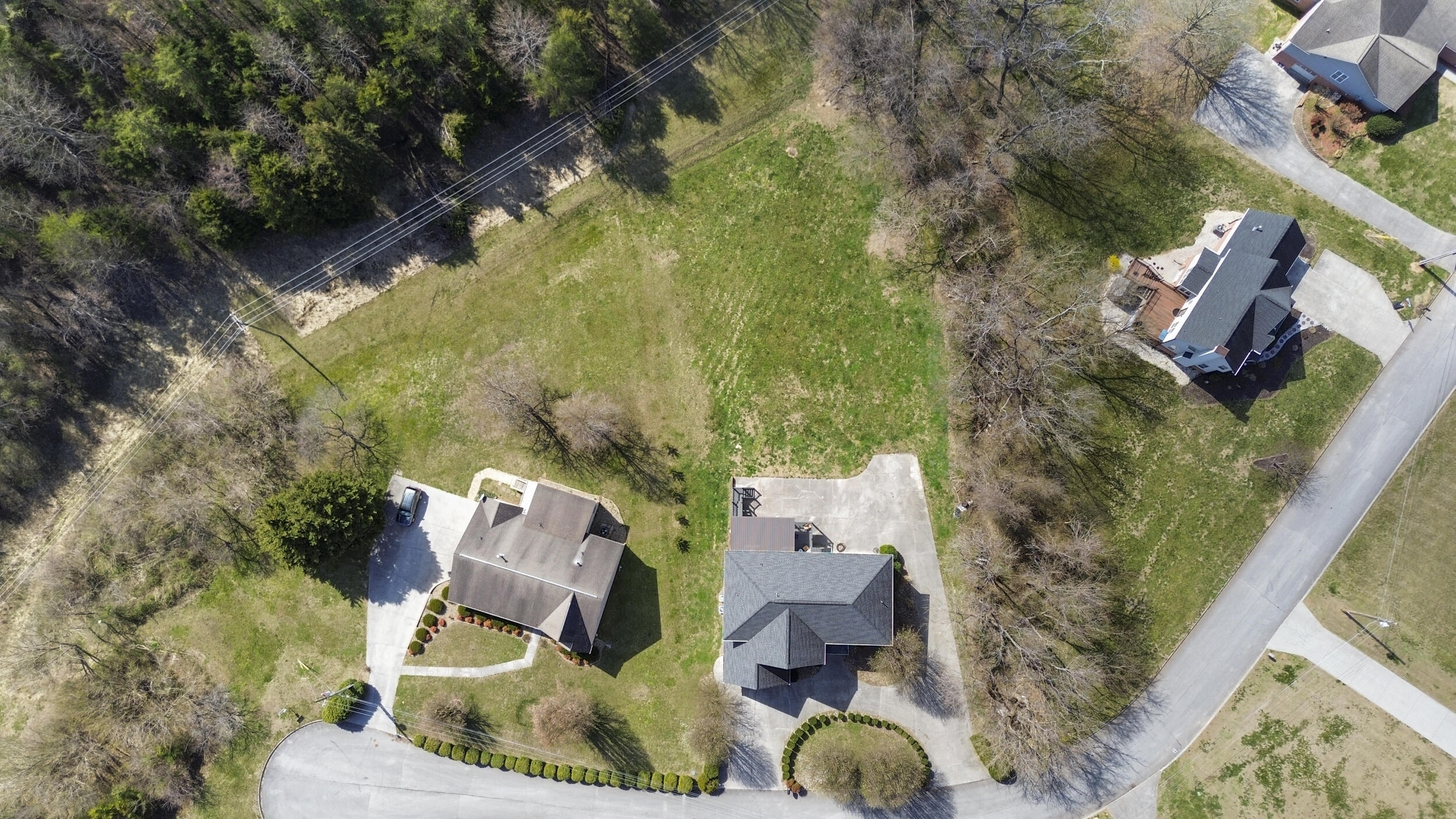 1013 Hickory View Drive