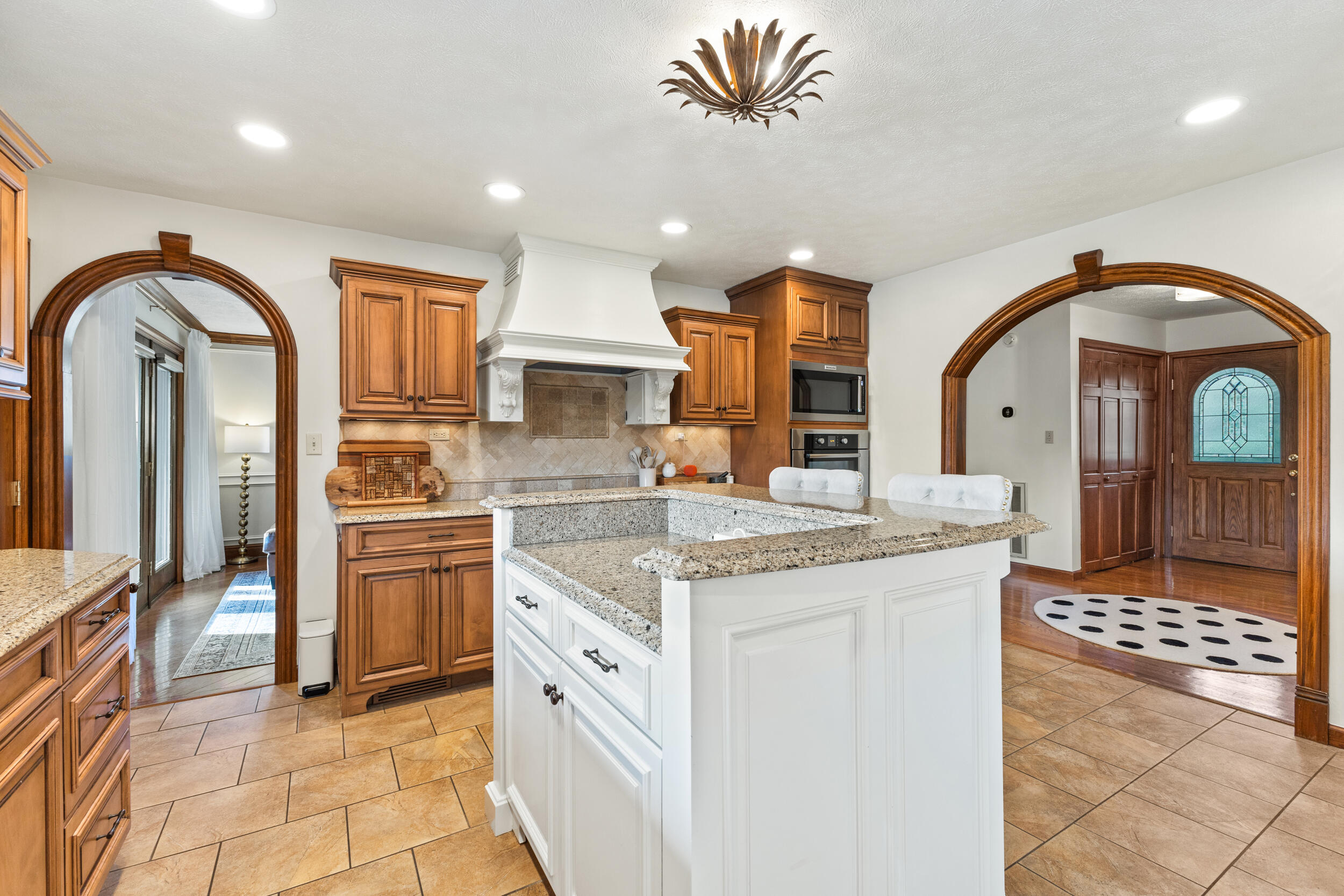 1035 Panther Creek Road