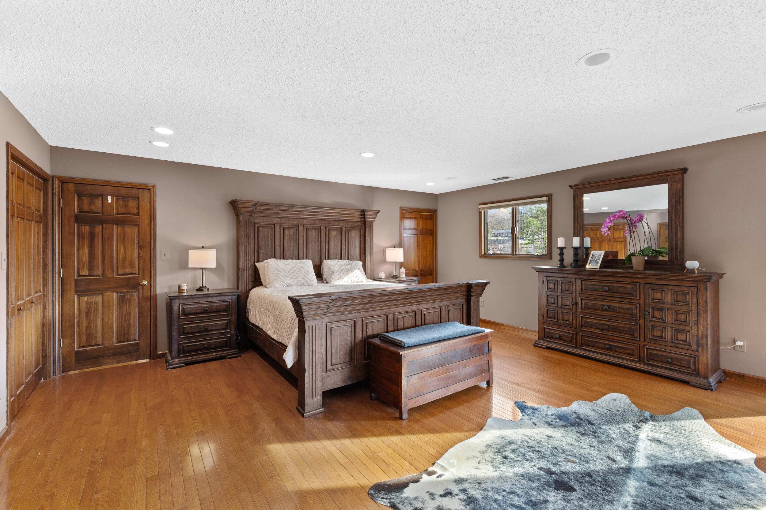 1035 Panther Creek Road