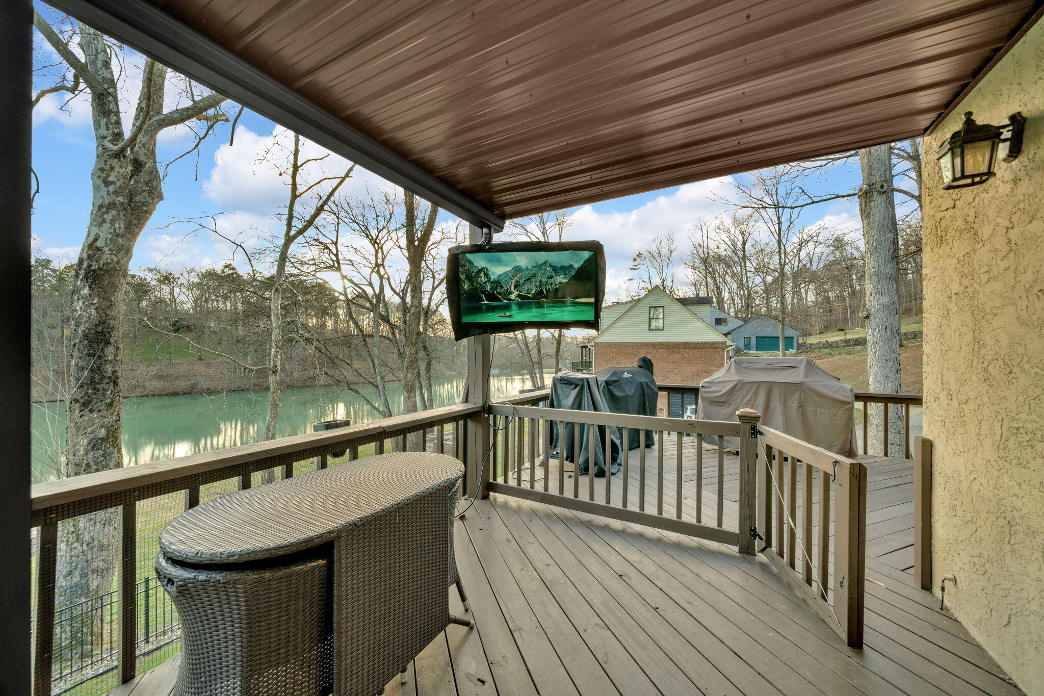 1035 Panther Creek Road