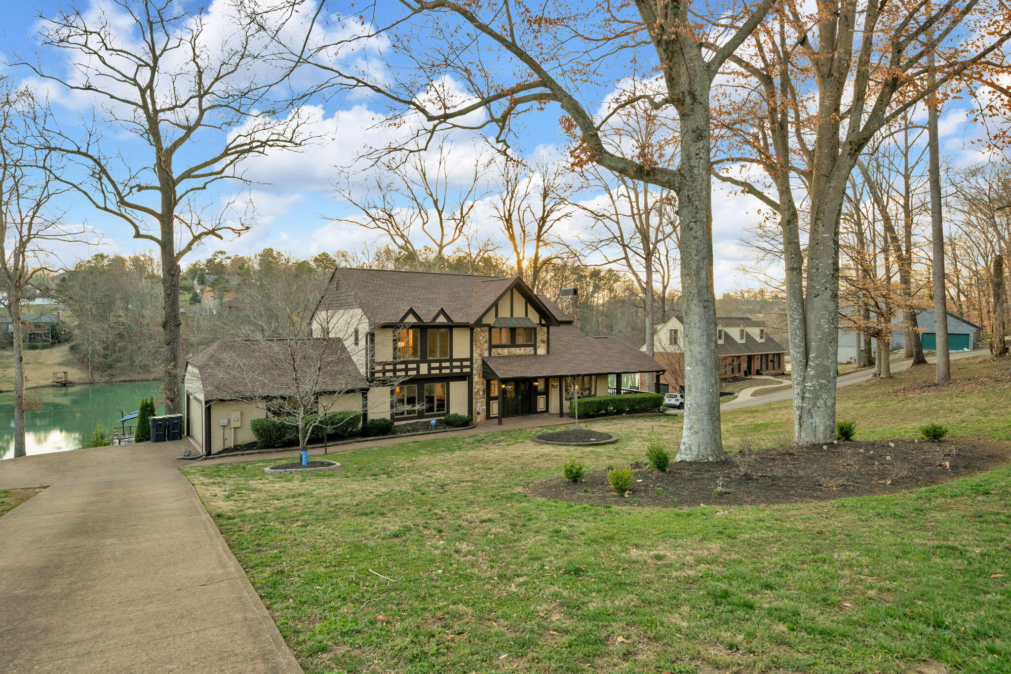 1035 Panther Creek Road