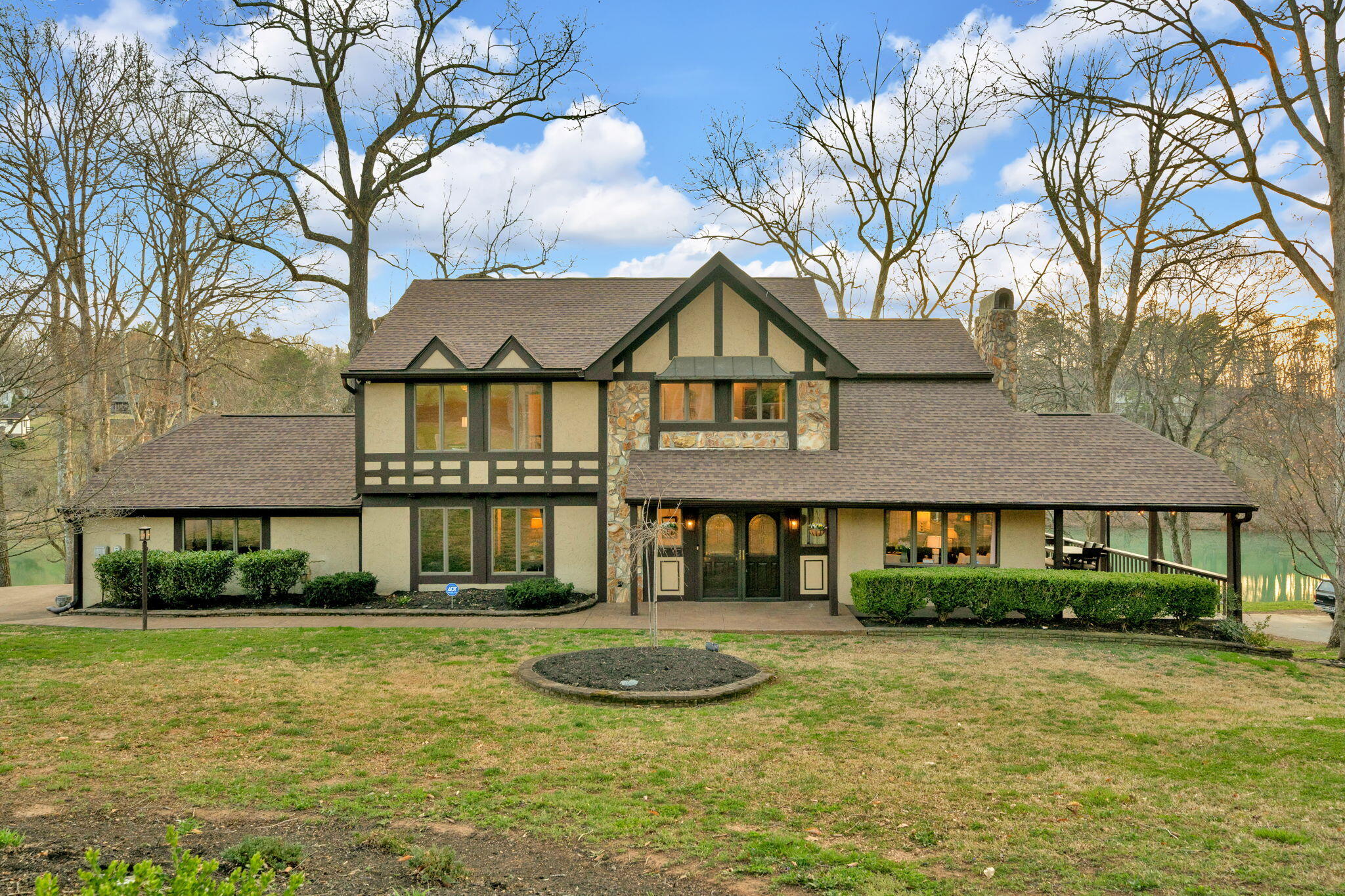 1035 Panther Creek Road