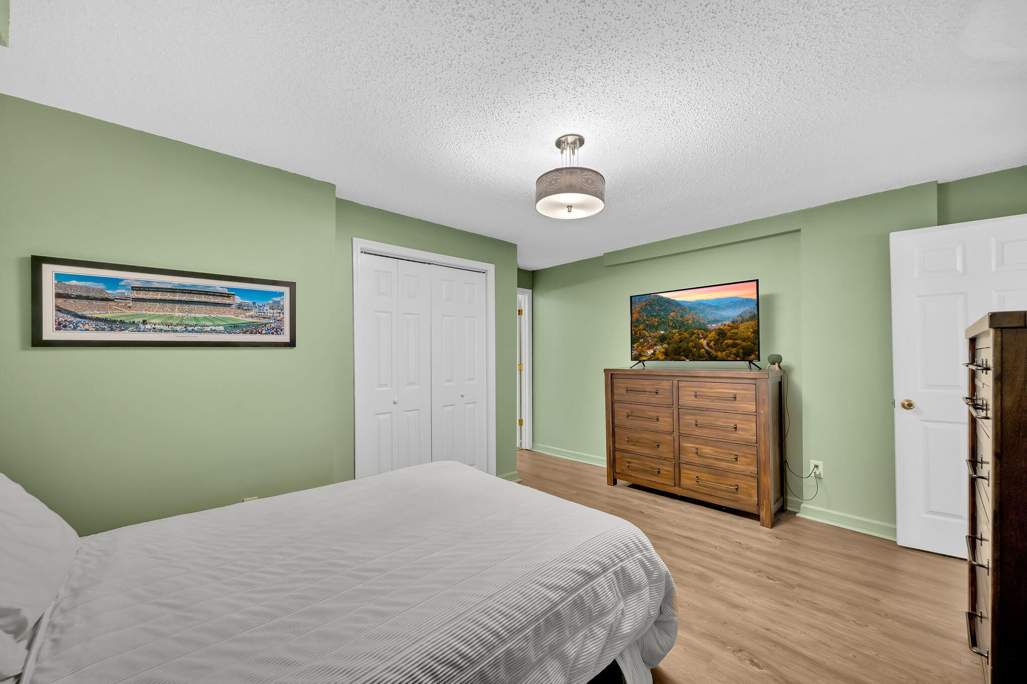 1035 Panther Creek Road