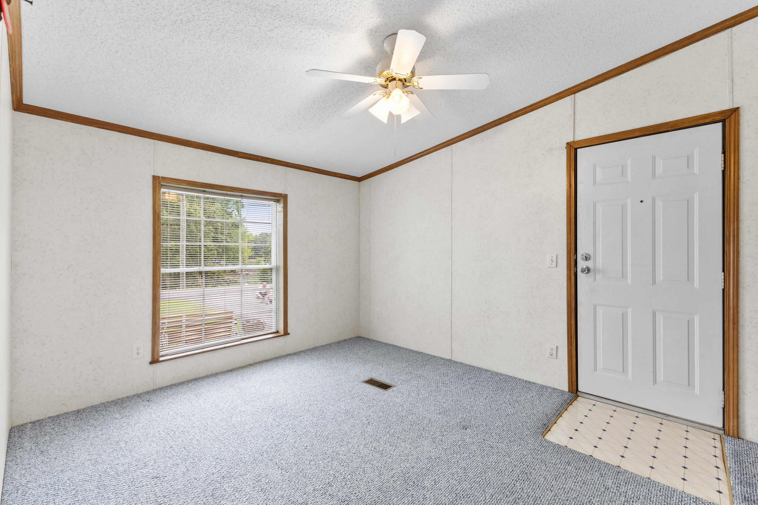 1636 Ponderosa Drive