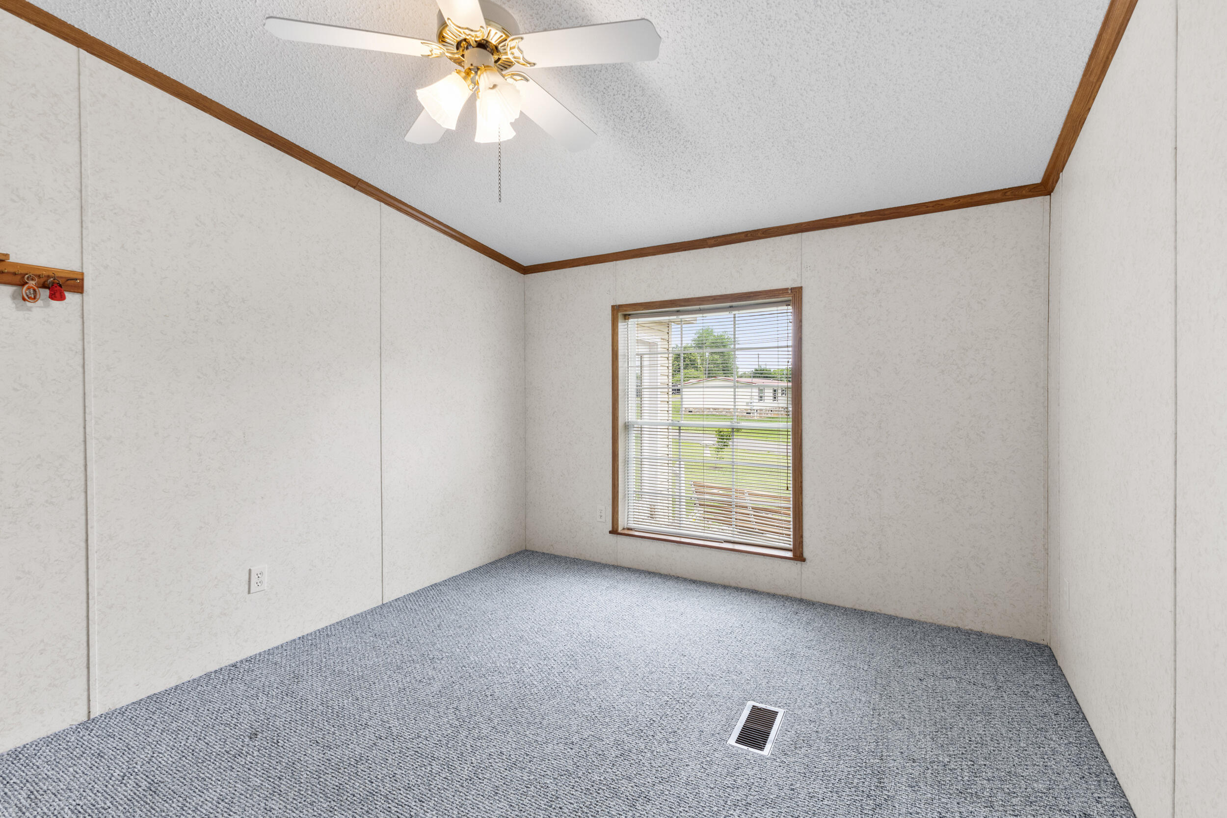 1636 Ponderosa Drive