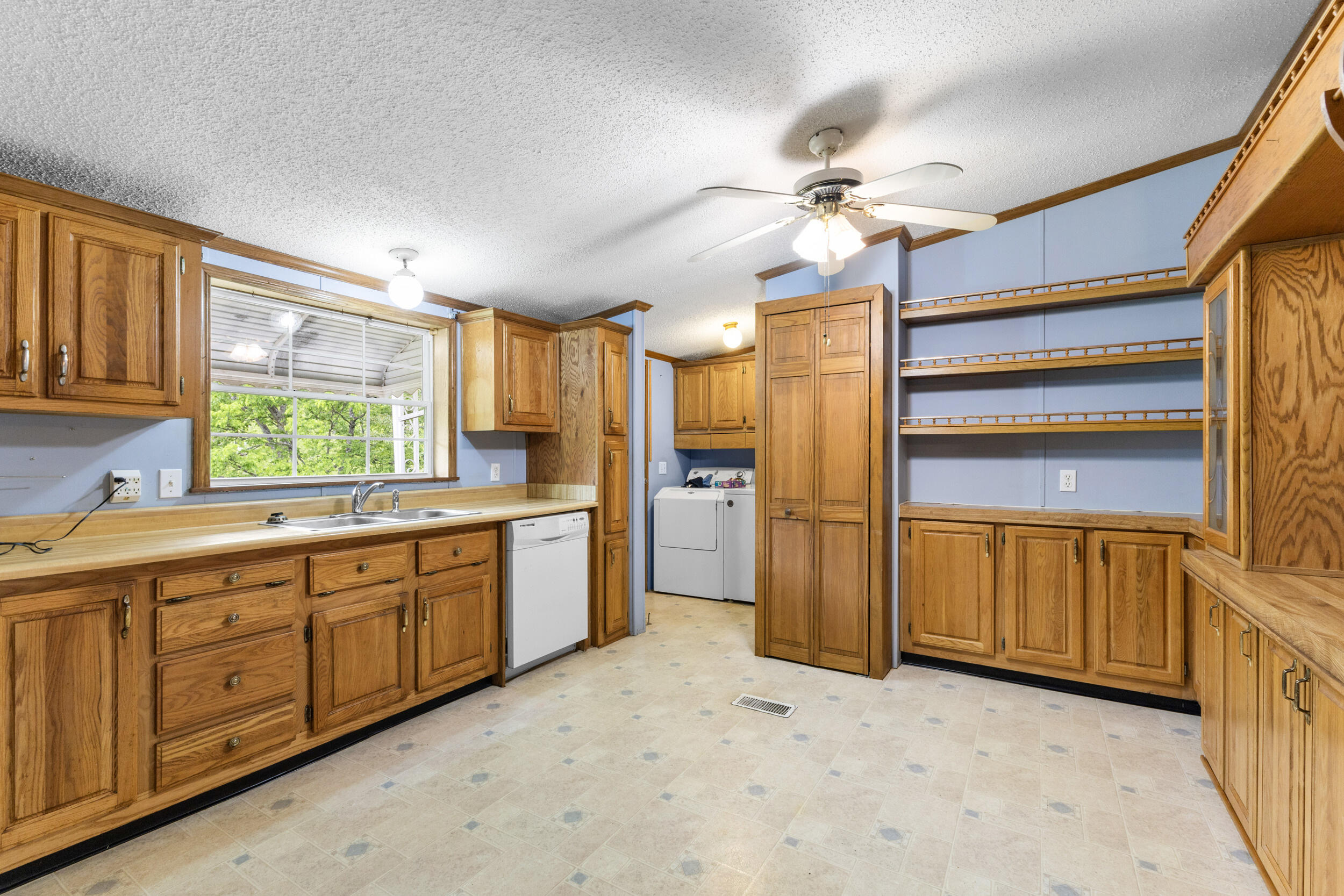 1636 Ponderosa Drive