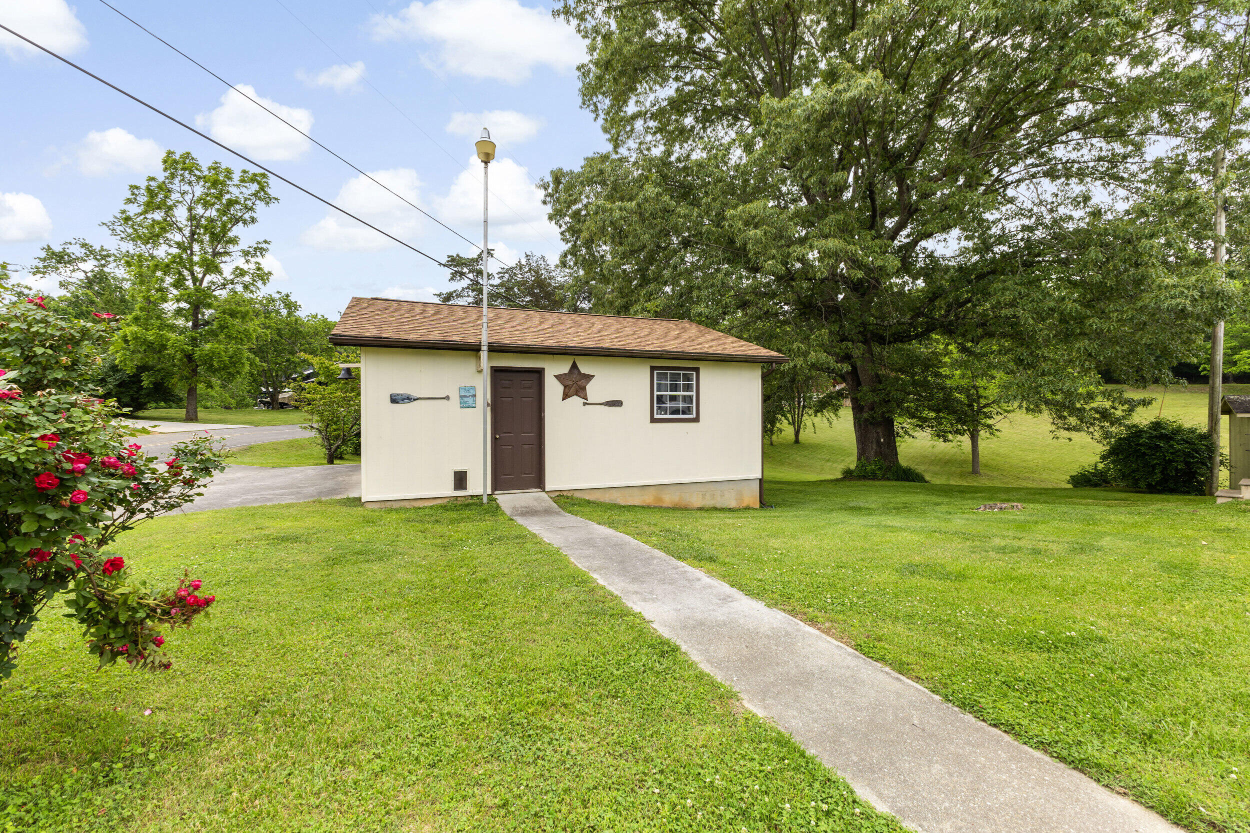 1636 Ponderosa Drive