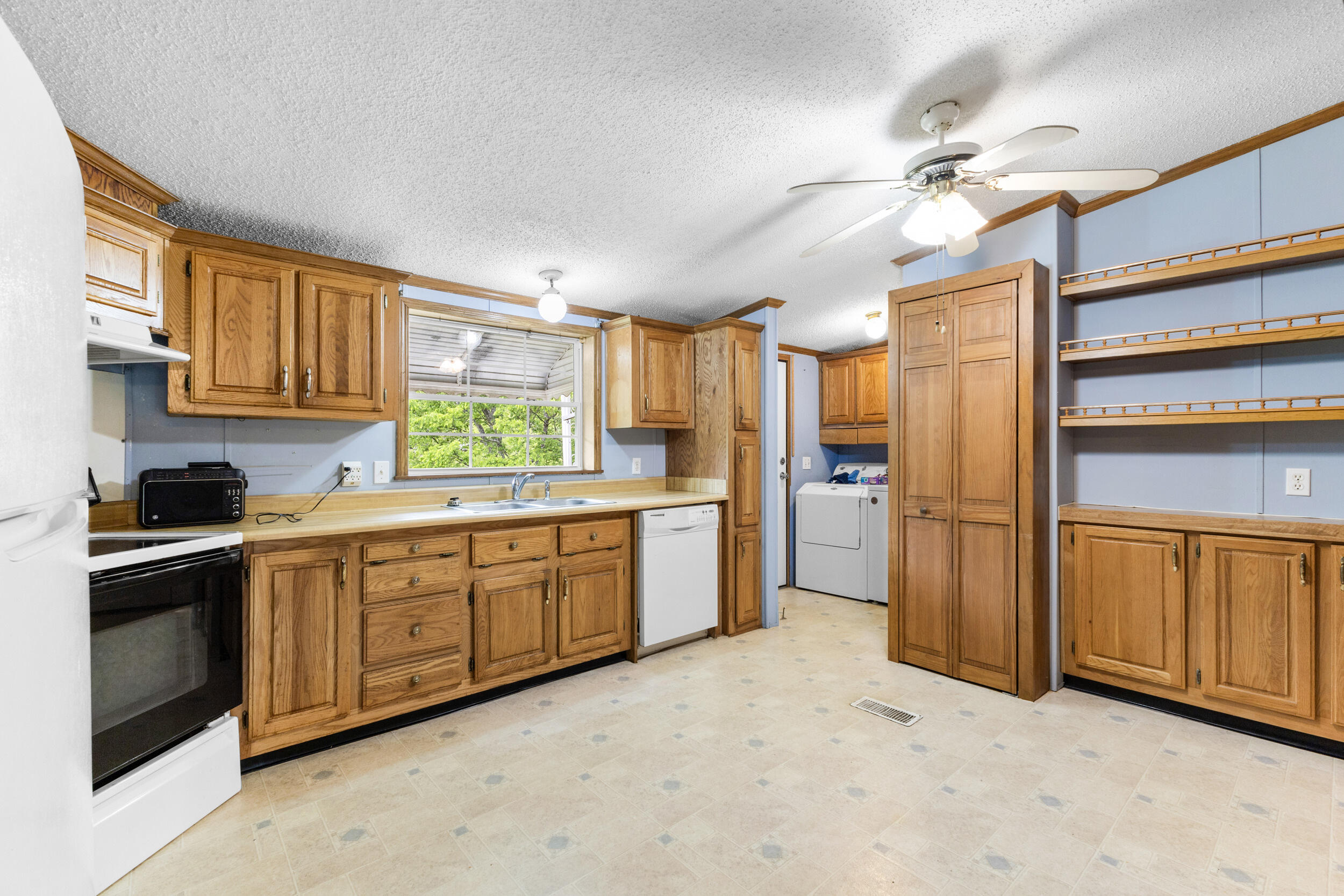 1636 Ponderosa Drive