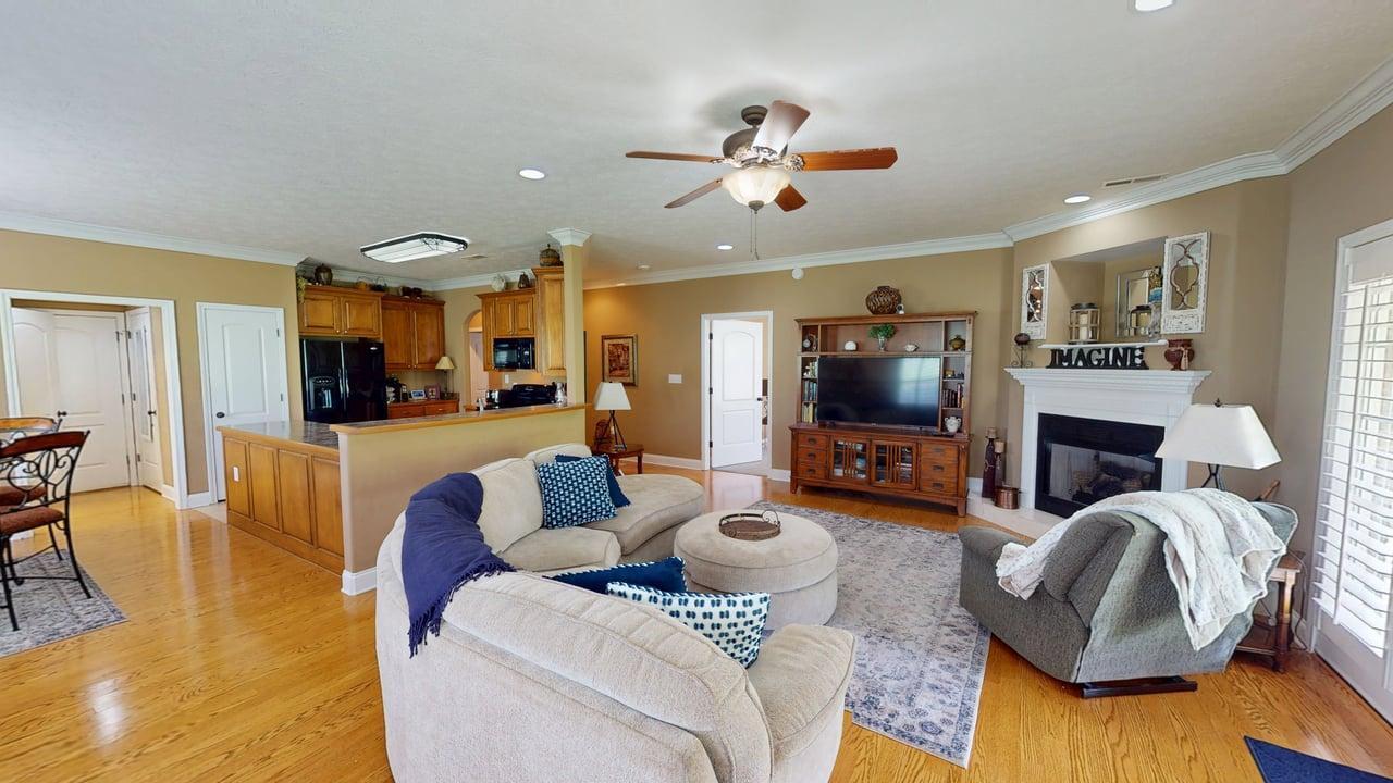 573 Kensington Drive