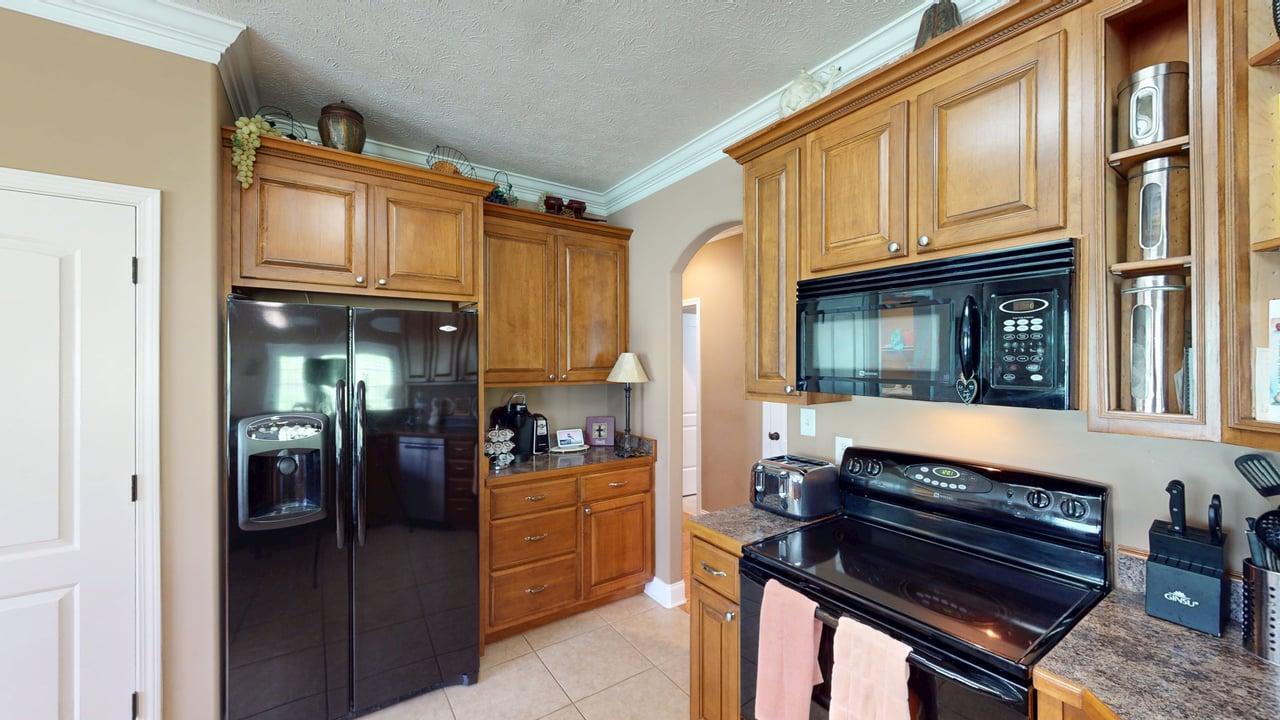 573 Kensington Drive