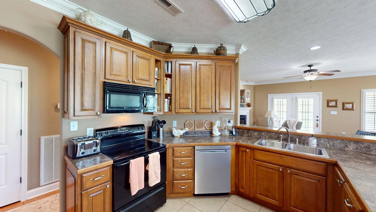 573 Kensington Drive