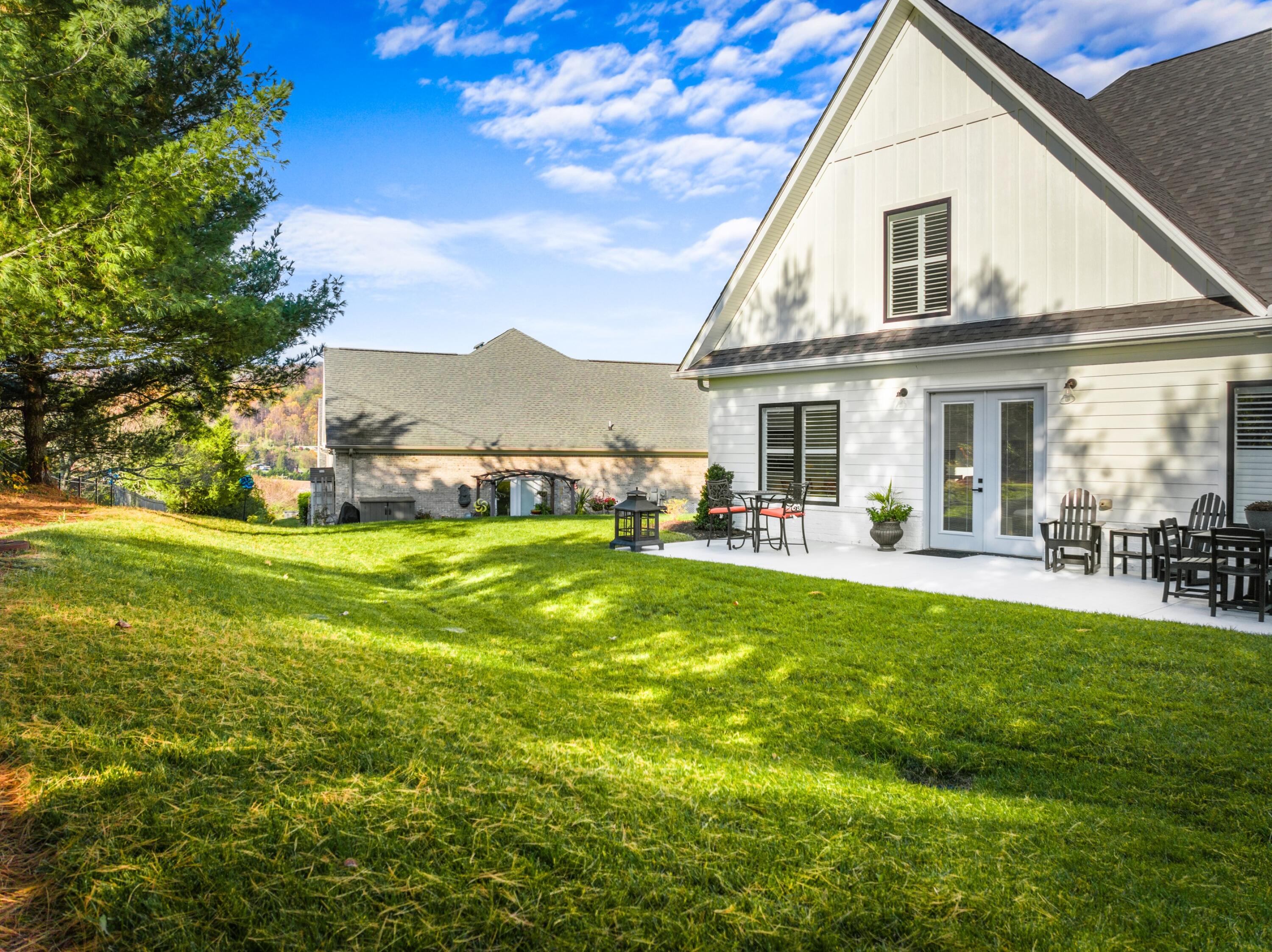 446 Lochmere Greene Drive