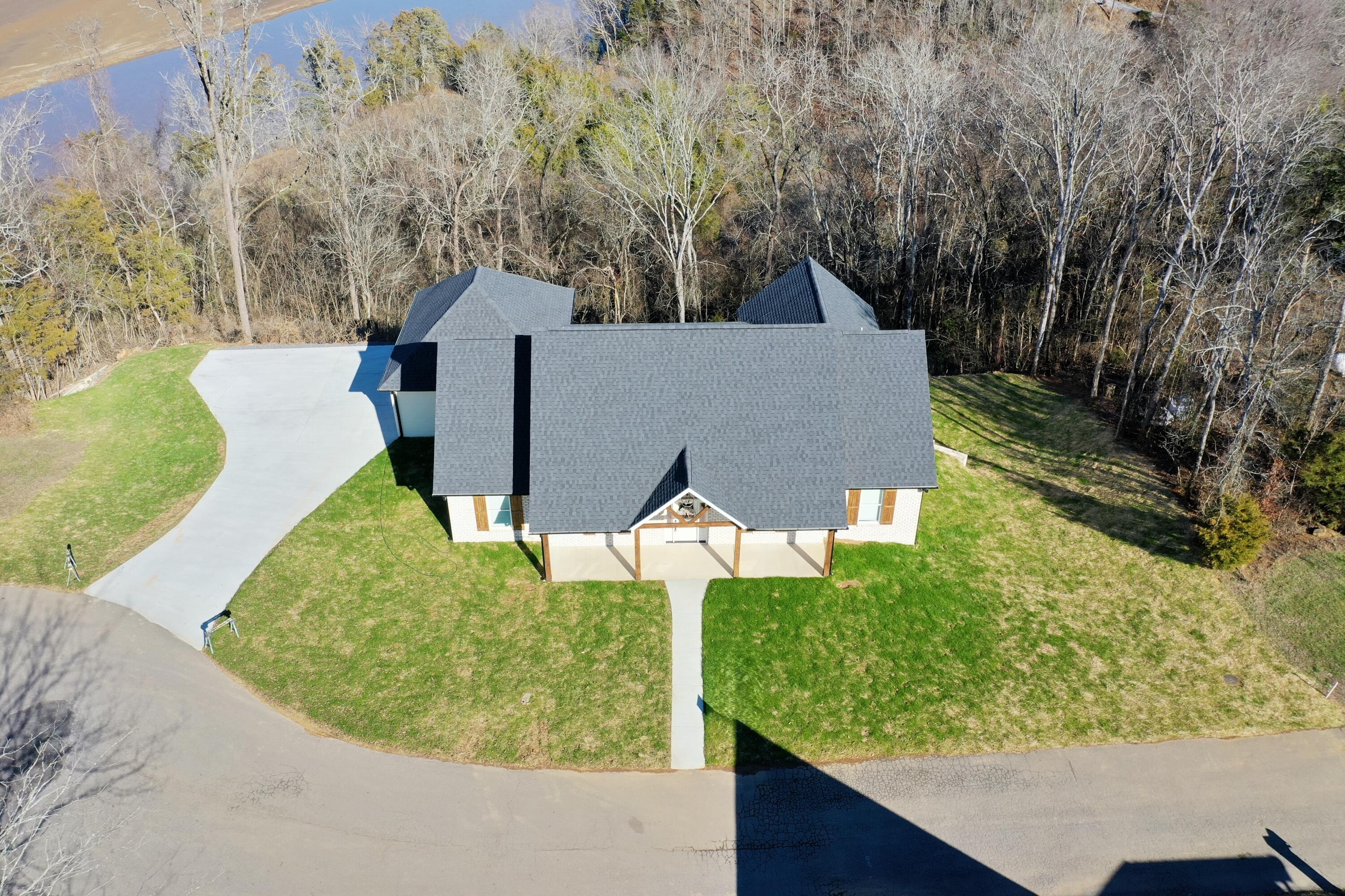 2095 Ivy Way