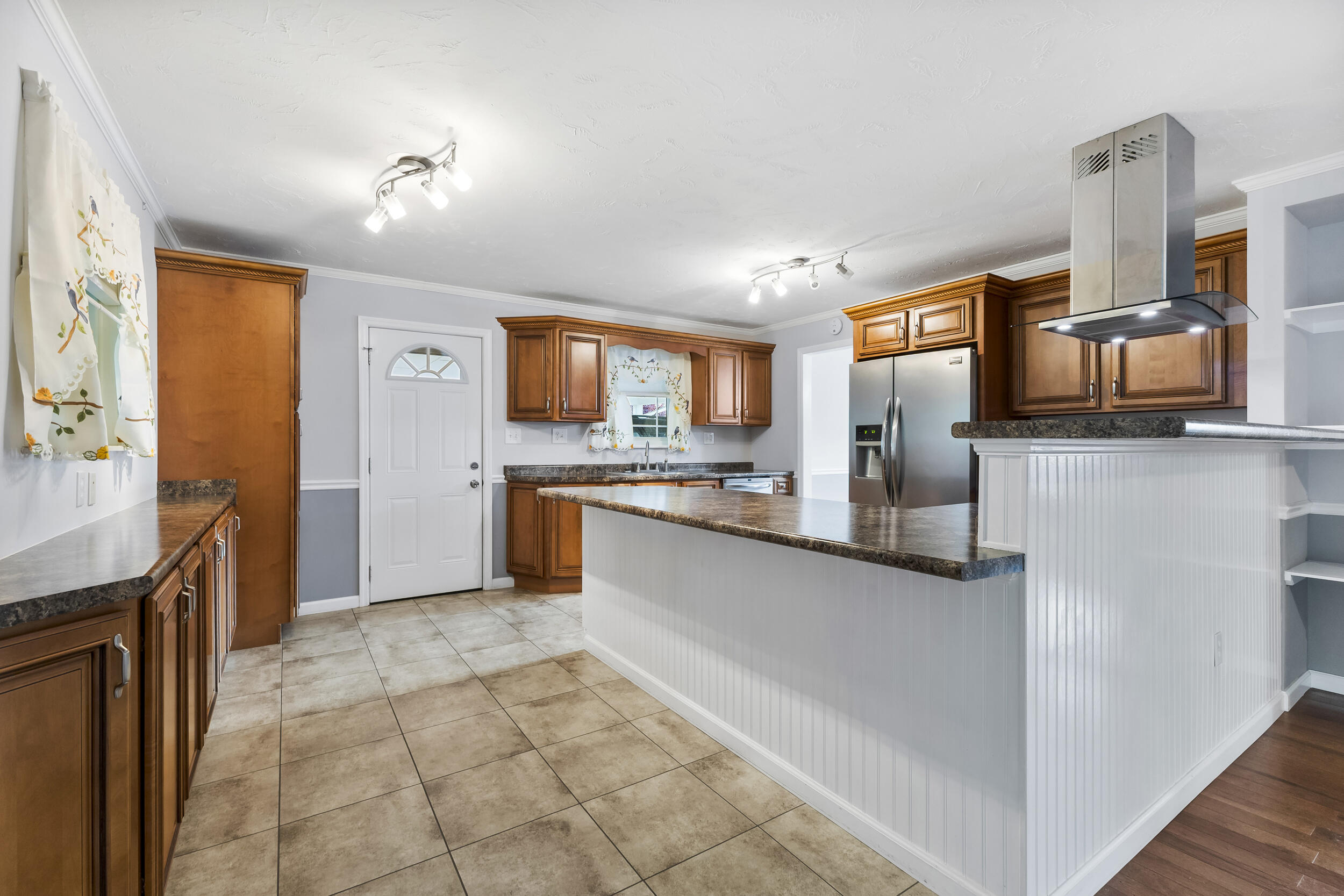 3542 Wedgewood Drive