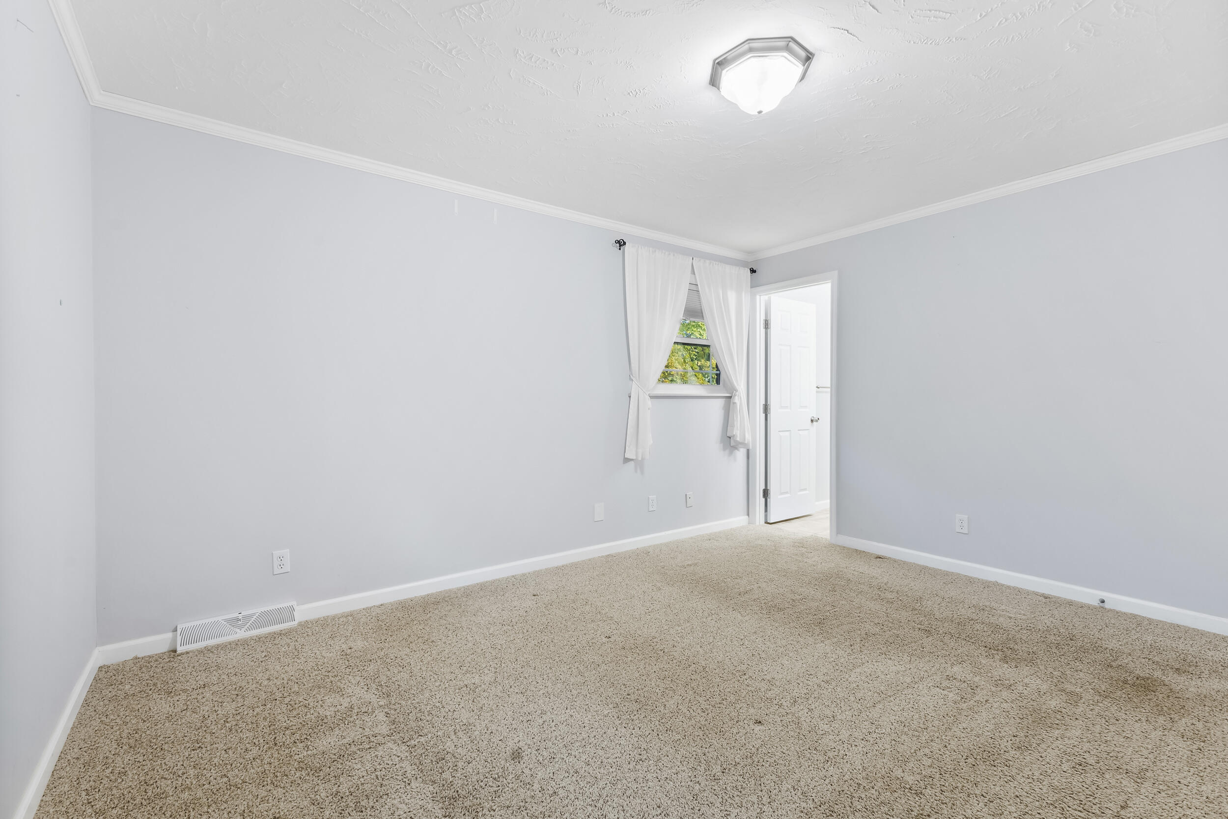 3542 Wedgewood Drive