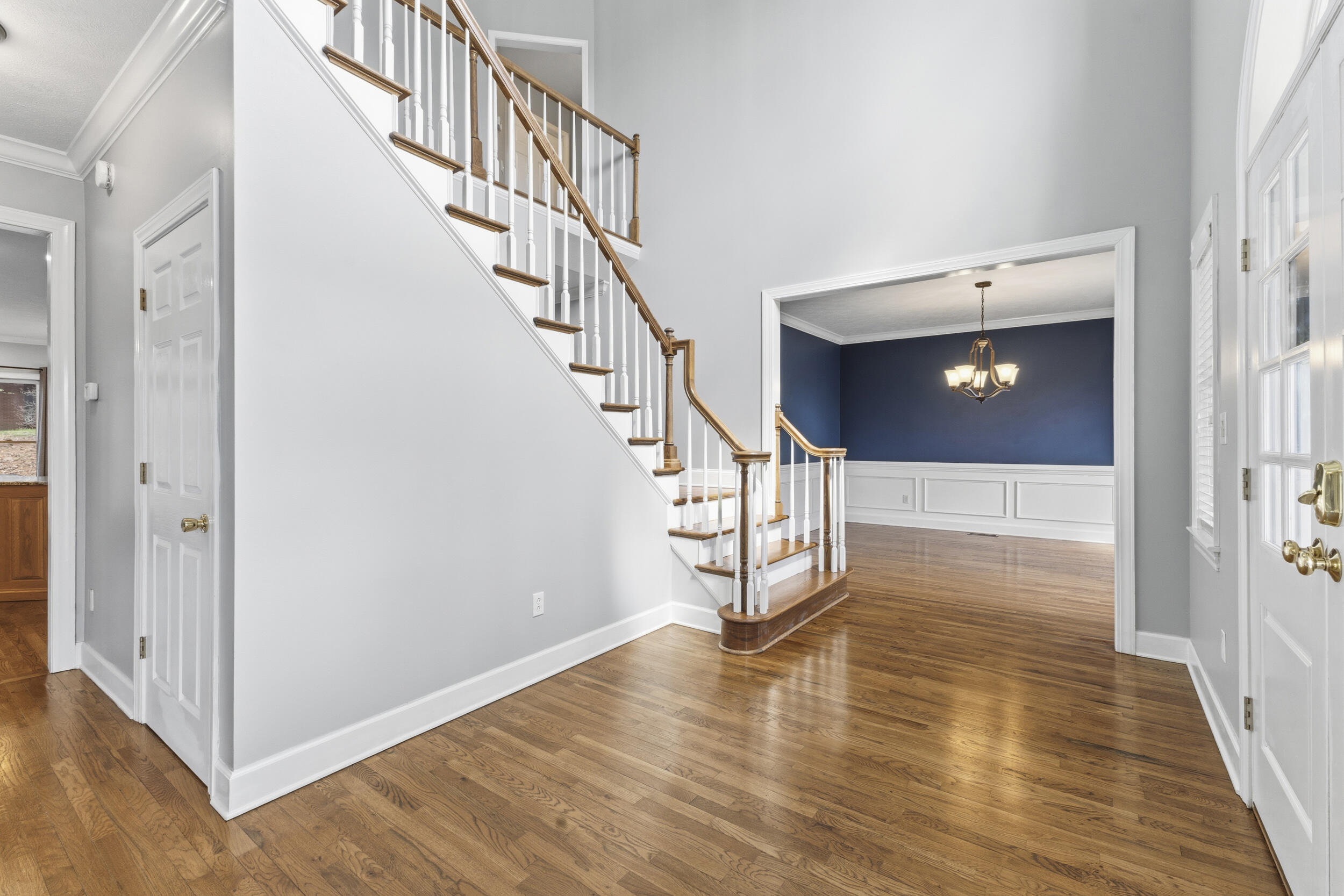 1054 Colonial Drive