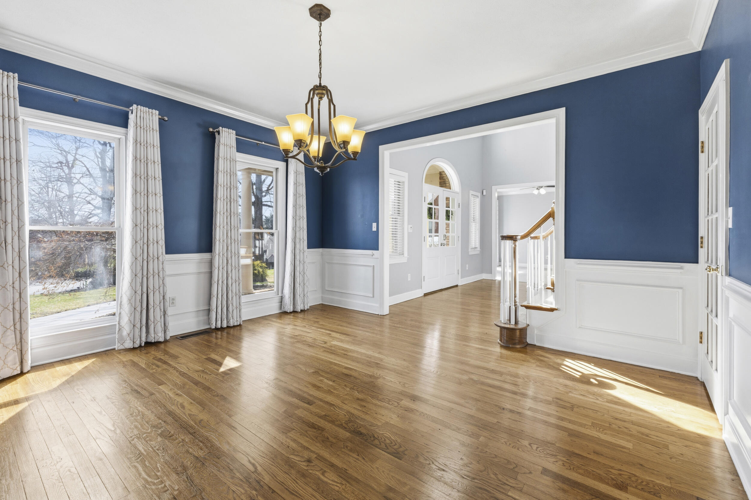 1054 Colonial Drive