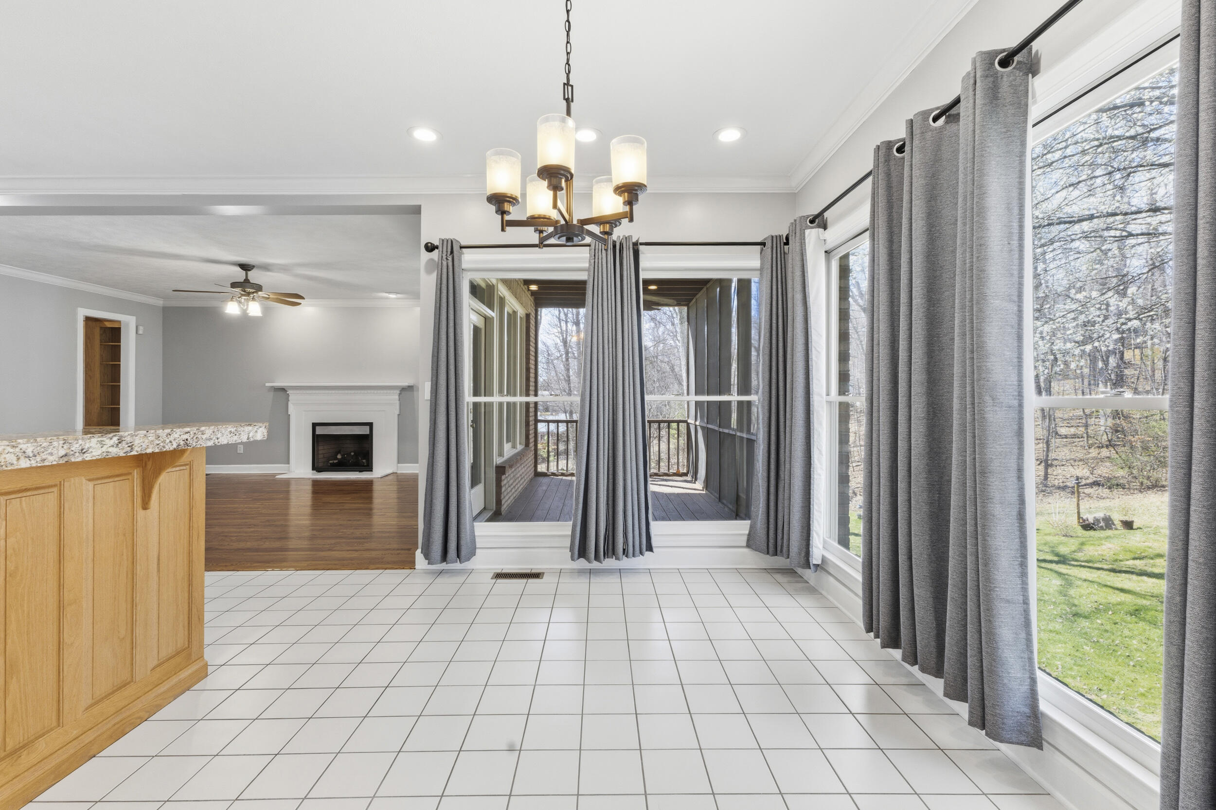 1054 Colonial Drive