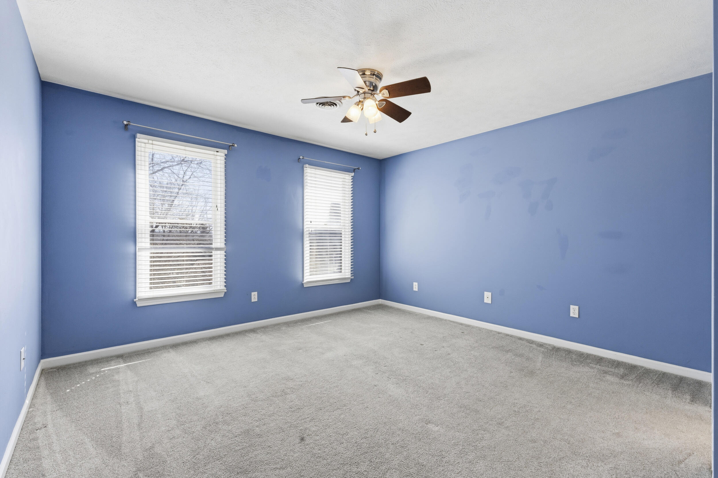 1054 Colonial Drive