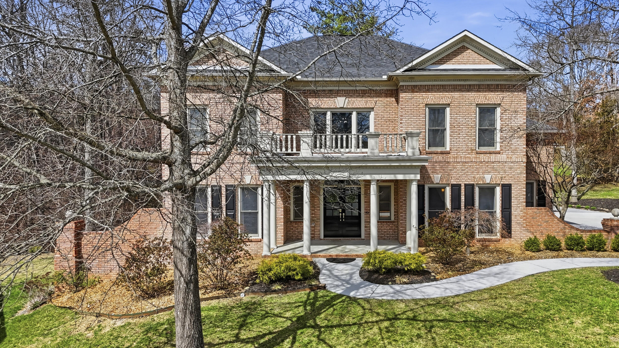 1054 Colonial Drive