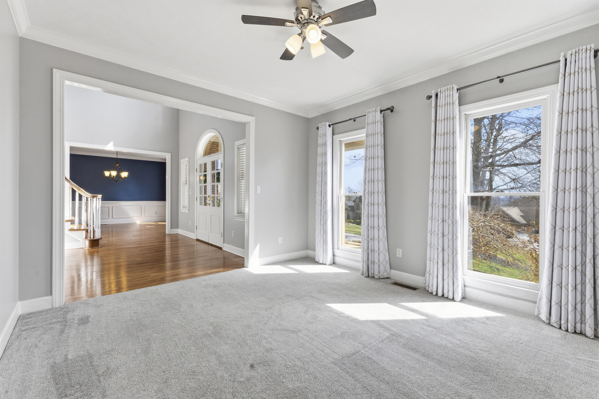 1054 Colonial Drive