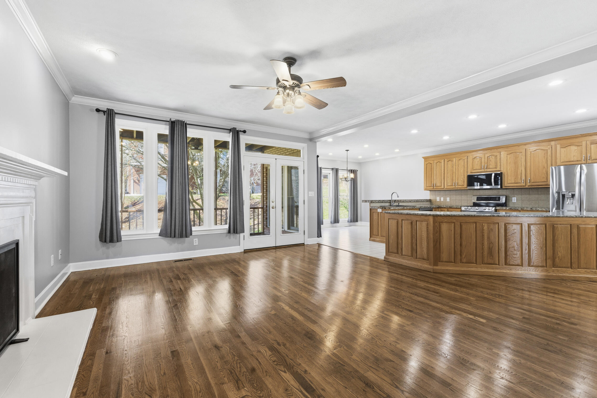 1054 Colonial Drive