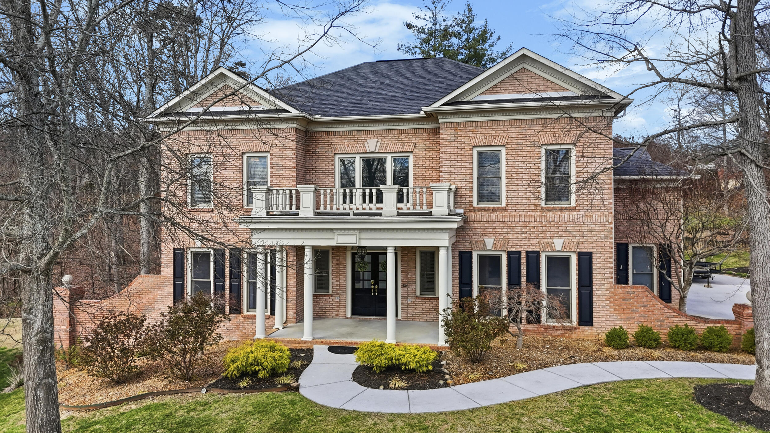 1054 Colonial Drive