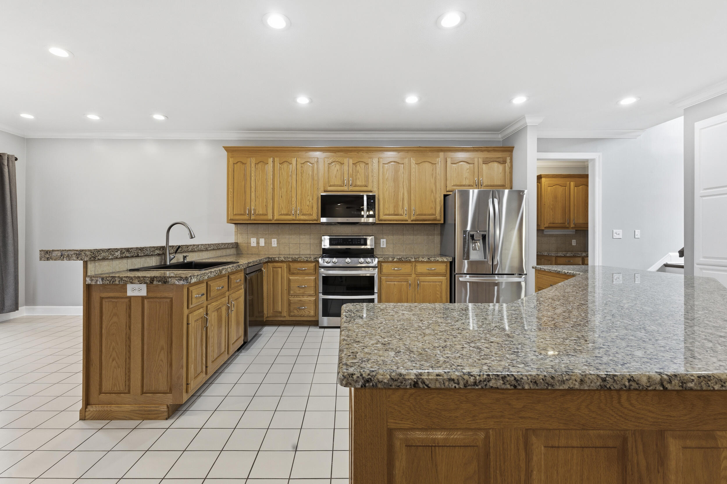 1054 Colonial Drive