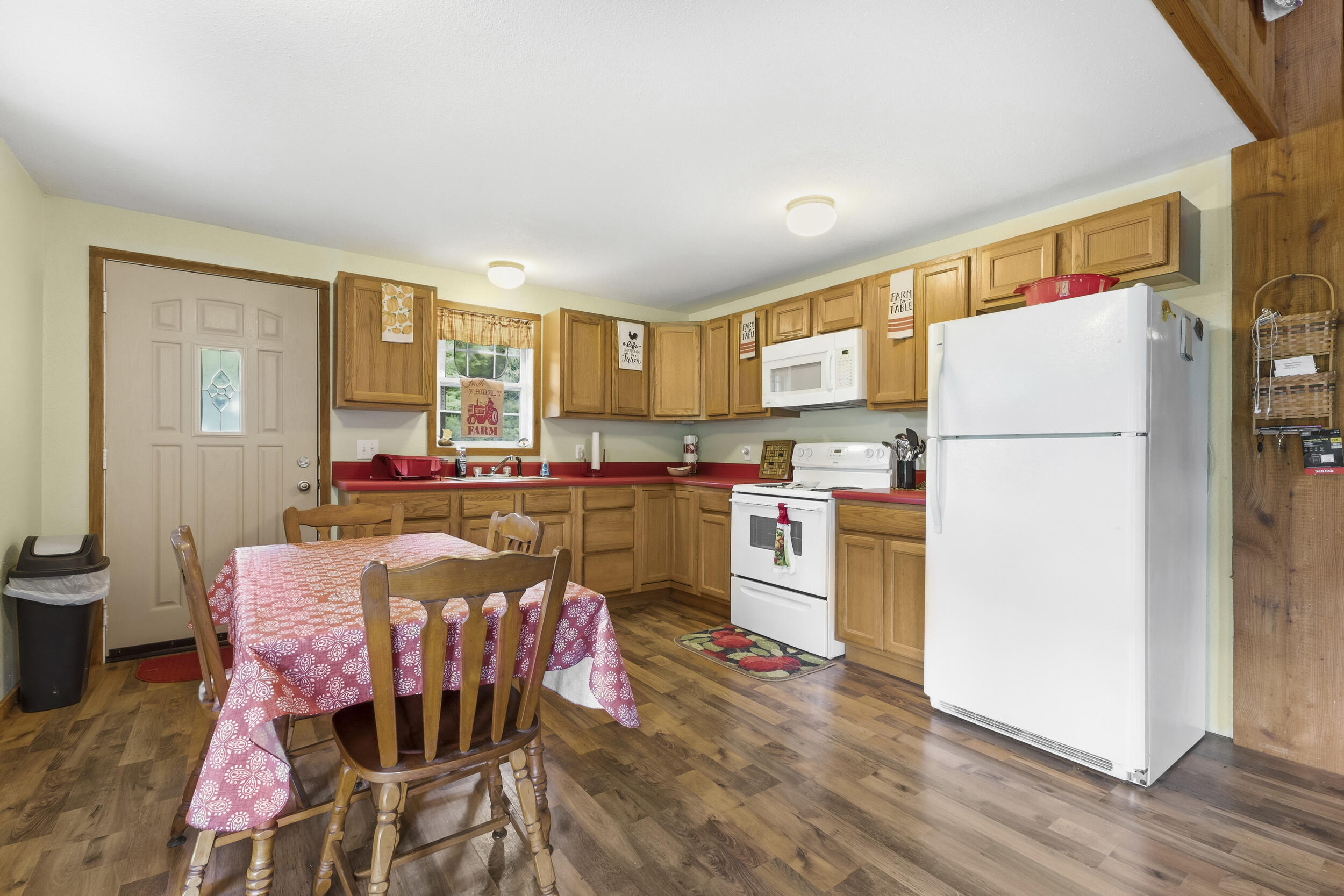 3609 Cave Springs Road
