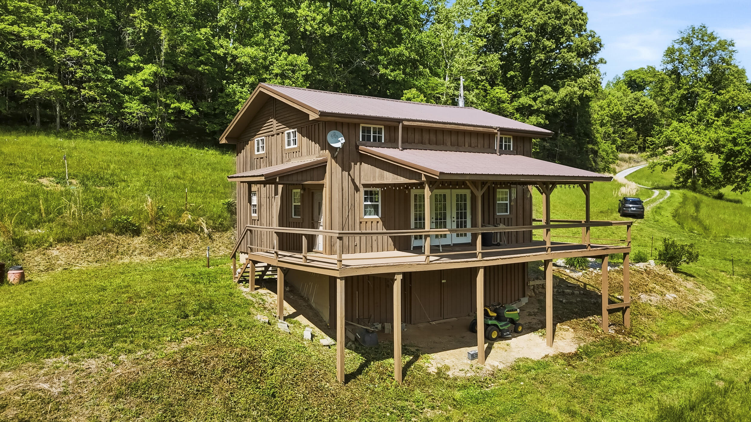 3609 Cave Springs Road