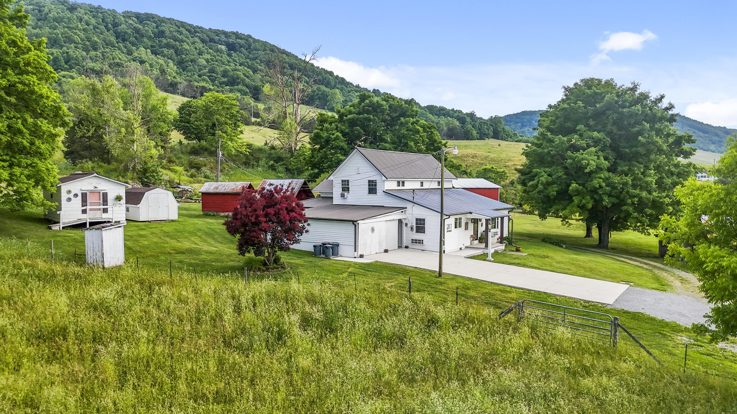 1305 Mulberry Gap Road