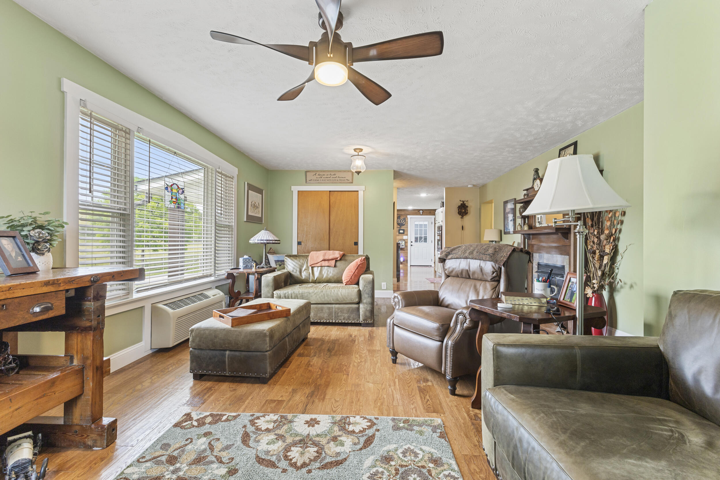 1305 Mulberry Gap Road