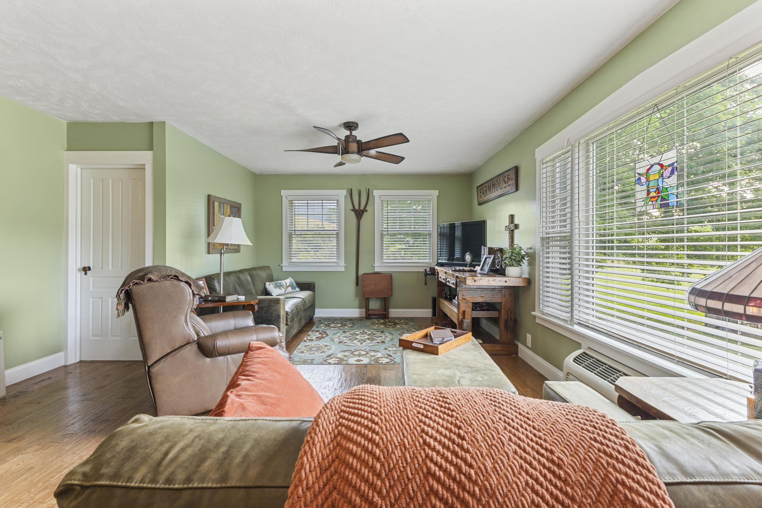 1305 Mulberry Gap Road