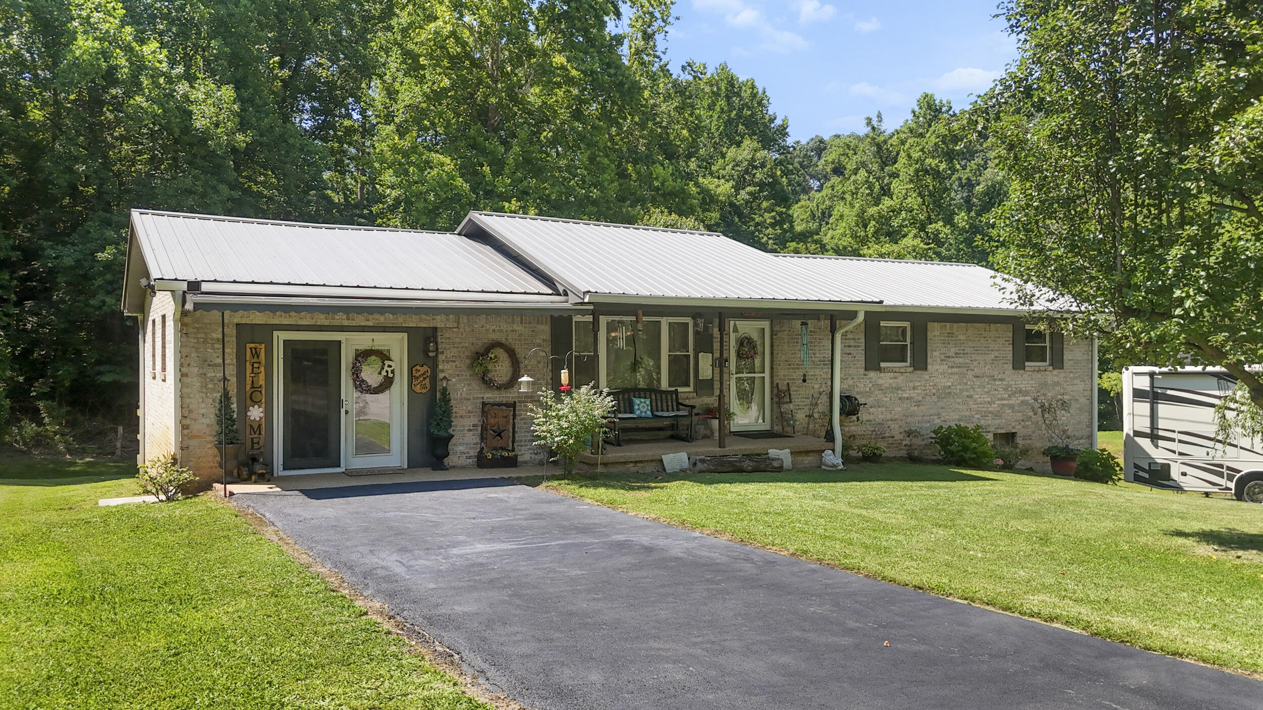 184 Roblee Road