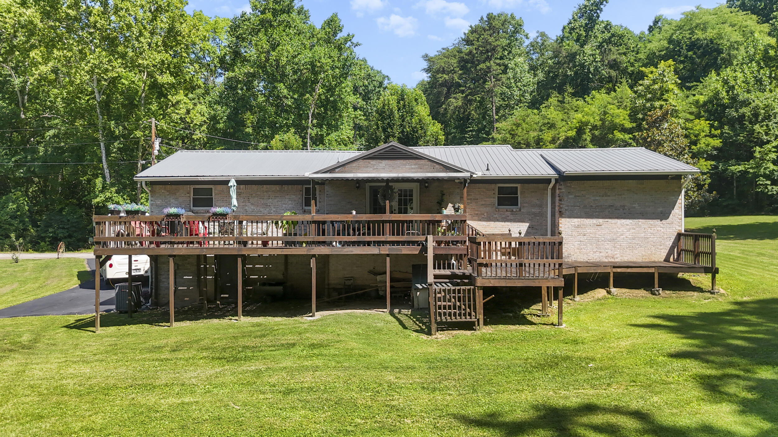 184 Roblee Road